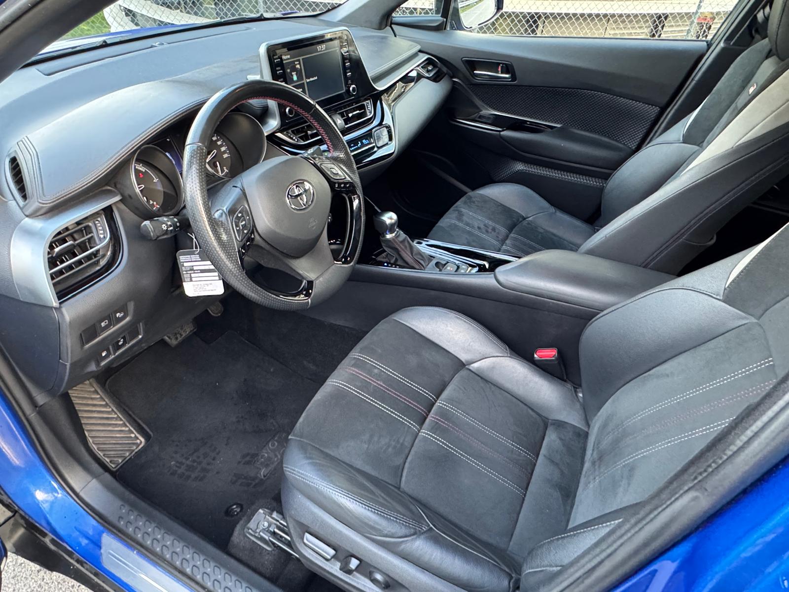 TOYOTA C-HR 2.0 HSD CVT GR Sport-image-5