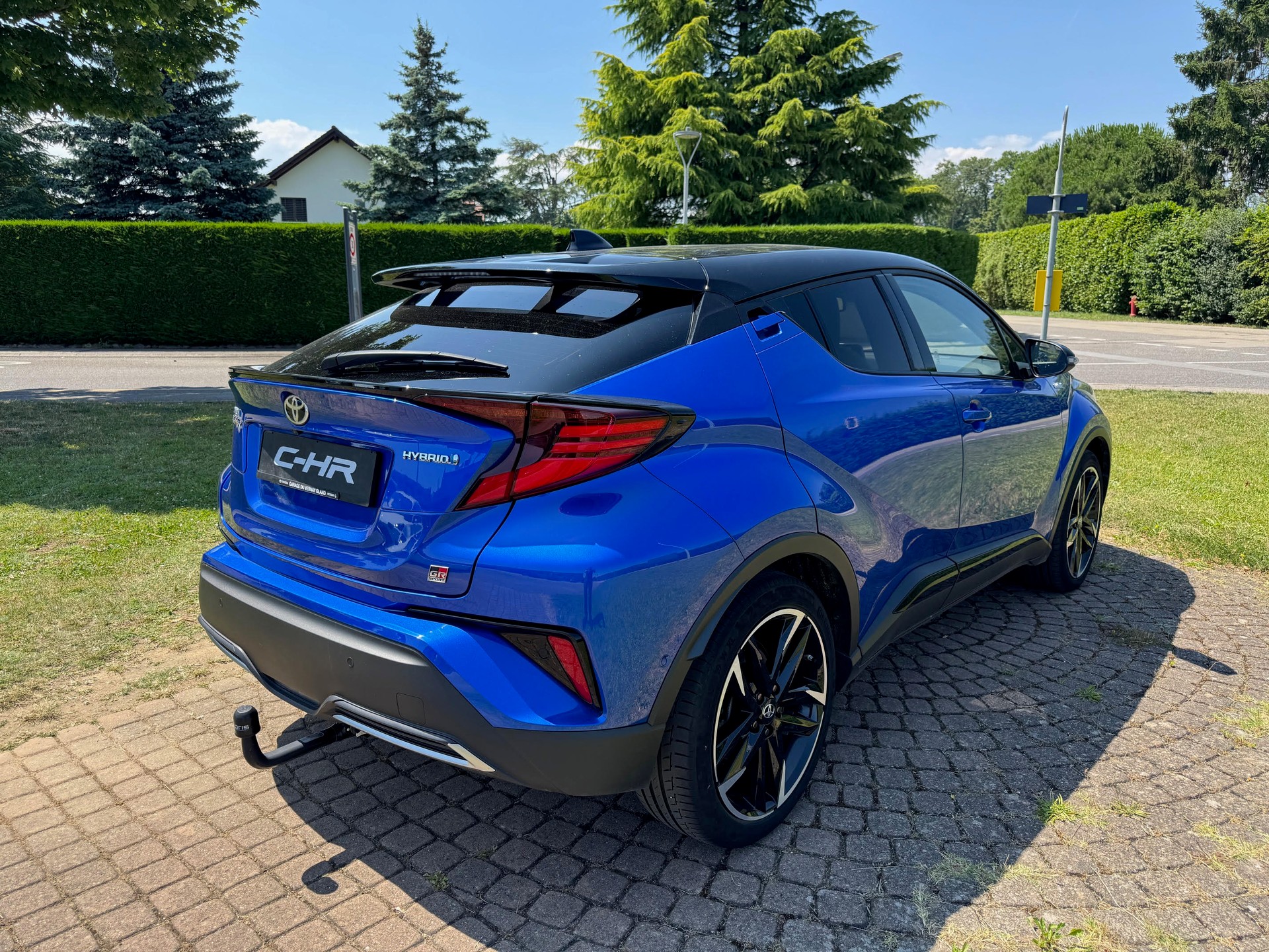 TOYOTA C-HR 2.0 HSD CVT GR Sport-showroom-element-2