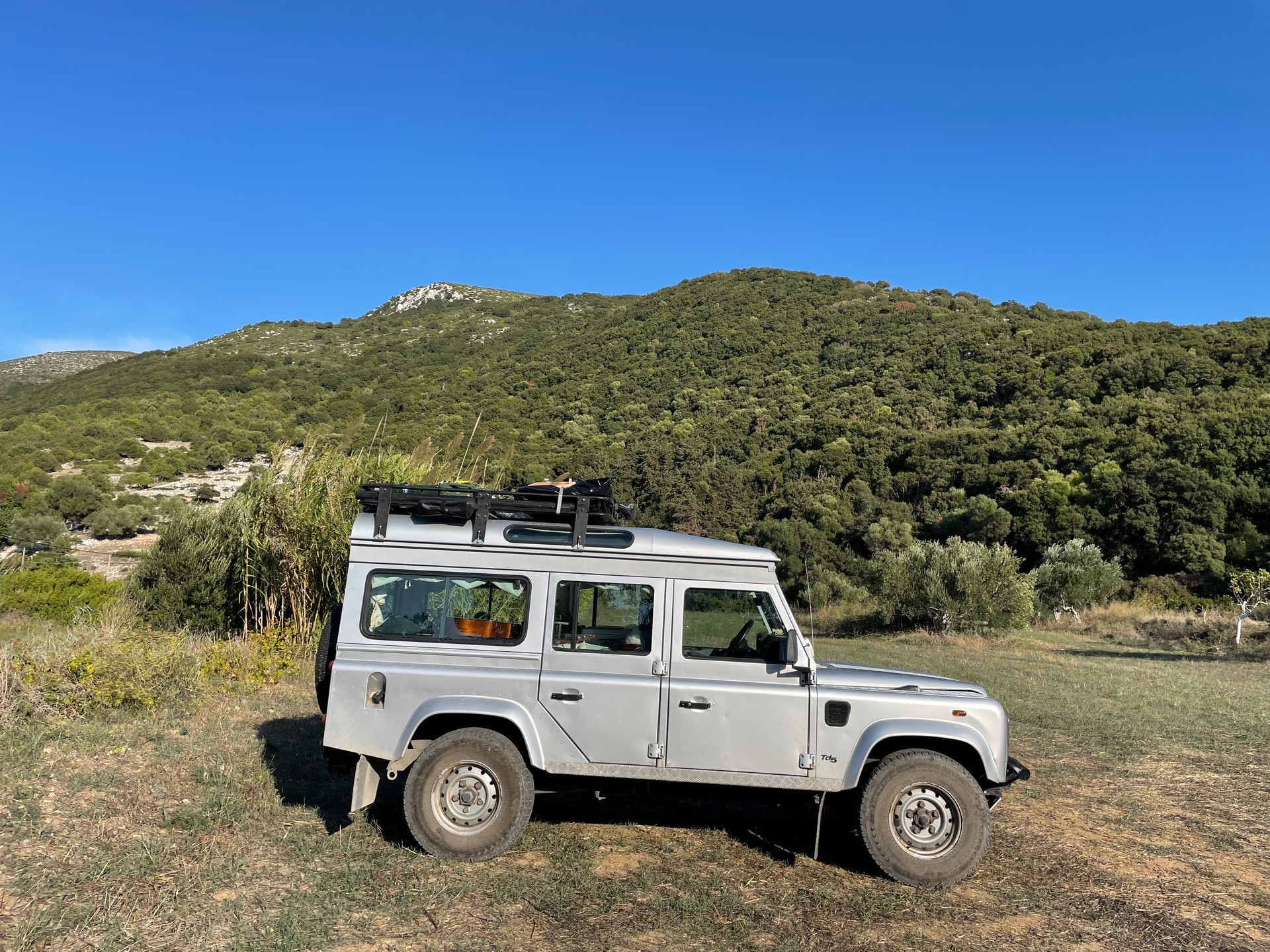 LAND ROVER Defender 110 SW 2.5 Td5