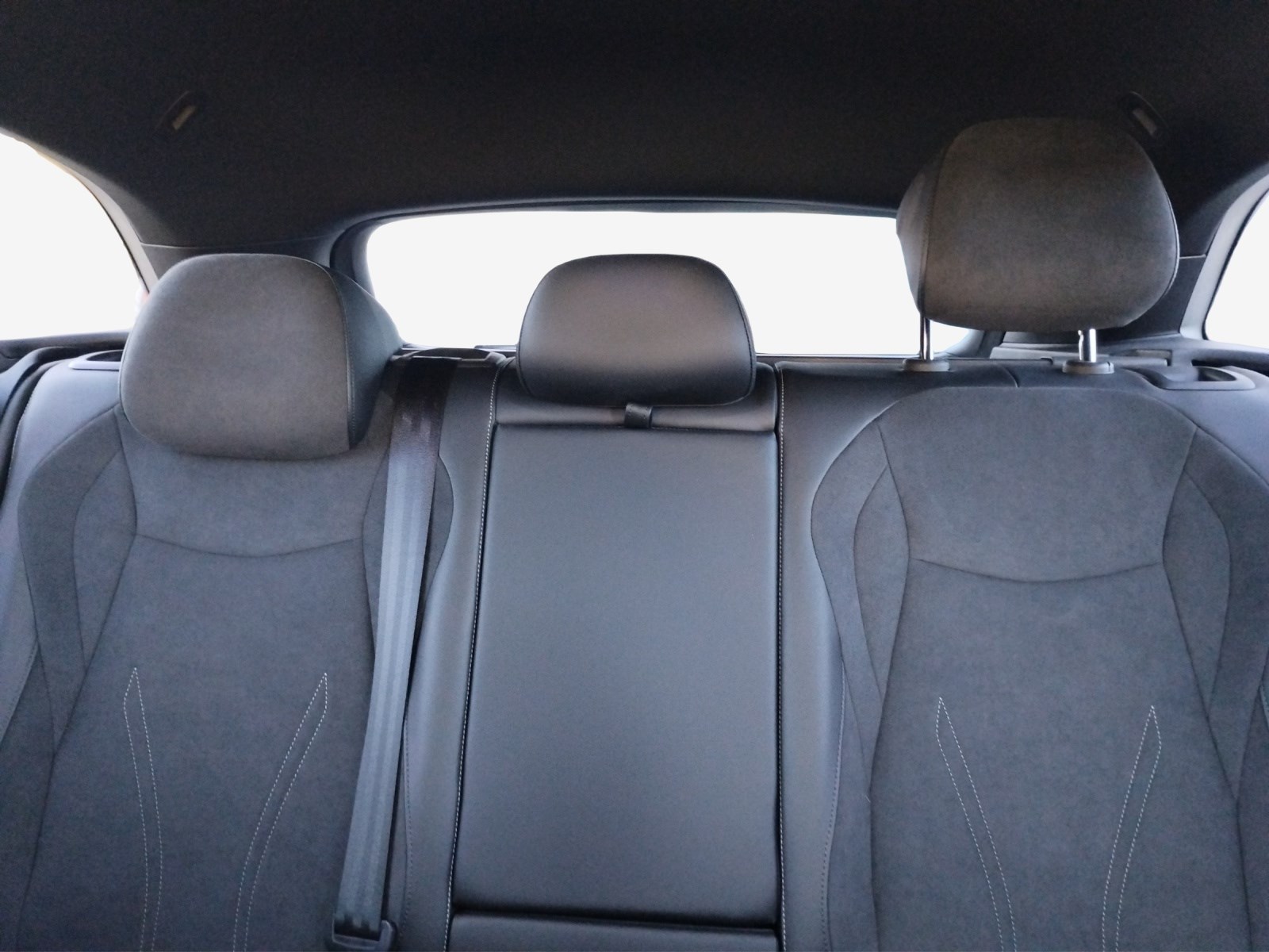 VW ID.7 Tourer Pro 77 kWh United-image-11