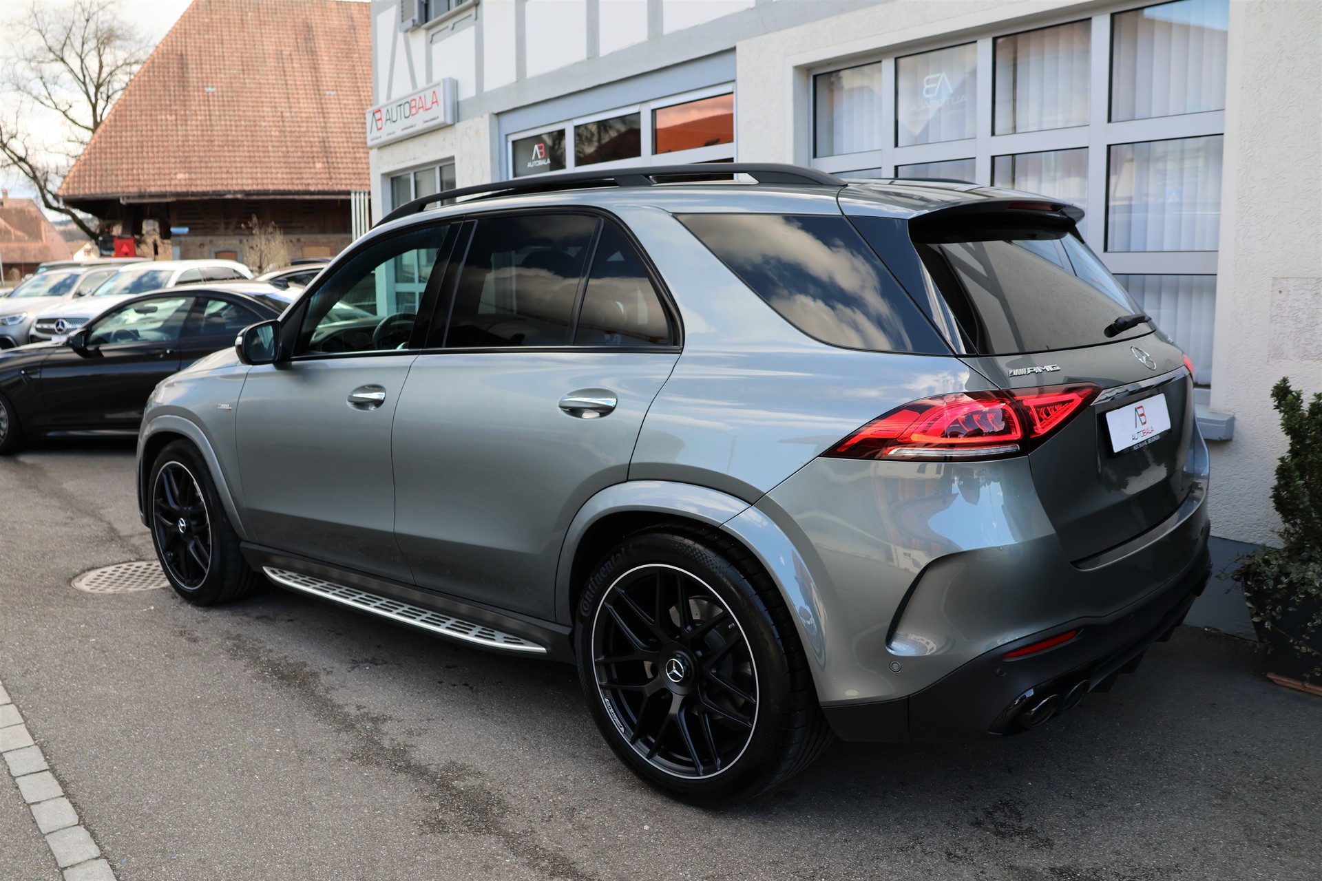 MERCEDES-BENZ GLE 53 AMG 4Matic+ 9G-Speedshift (CH)-showroom-element-3