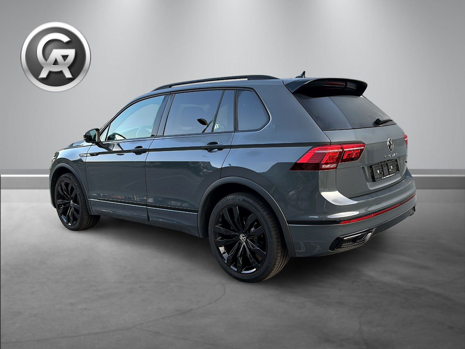 VW Tiguan 2.0TSI R-Line 4Motion DSG-showroom-element-2