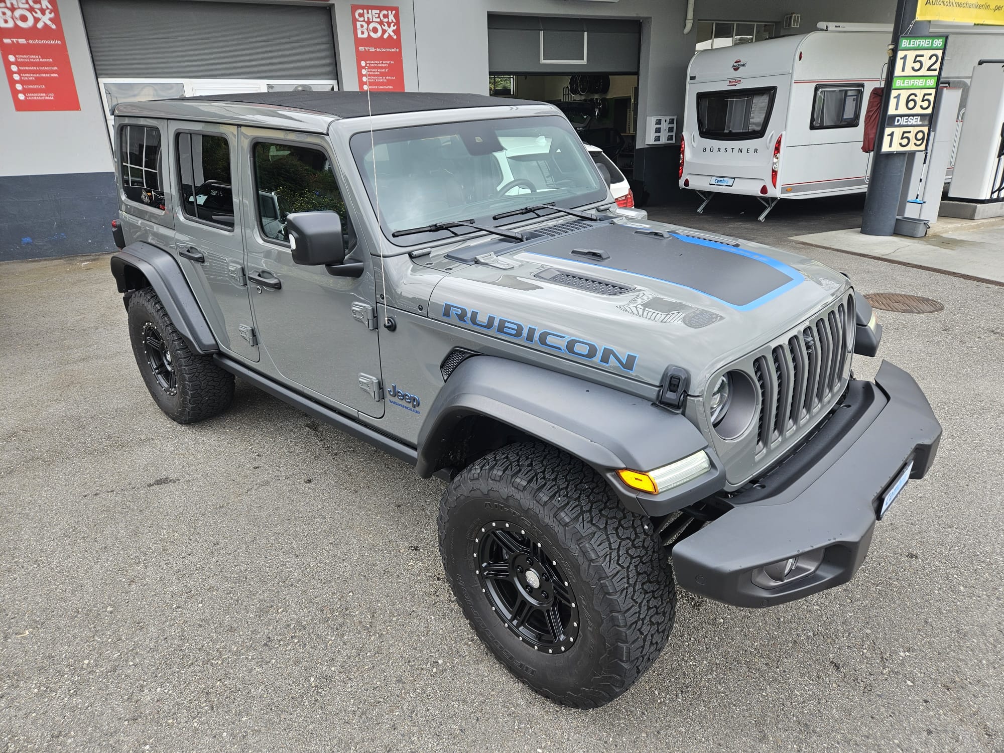 JEEP Wrangler 2.0 (SUV / Geländewagen) Jeep JEEP Wrangler 2.0 (SUV / Geländewagen)