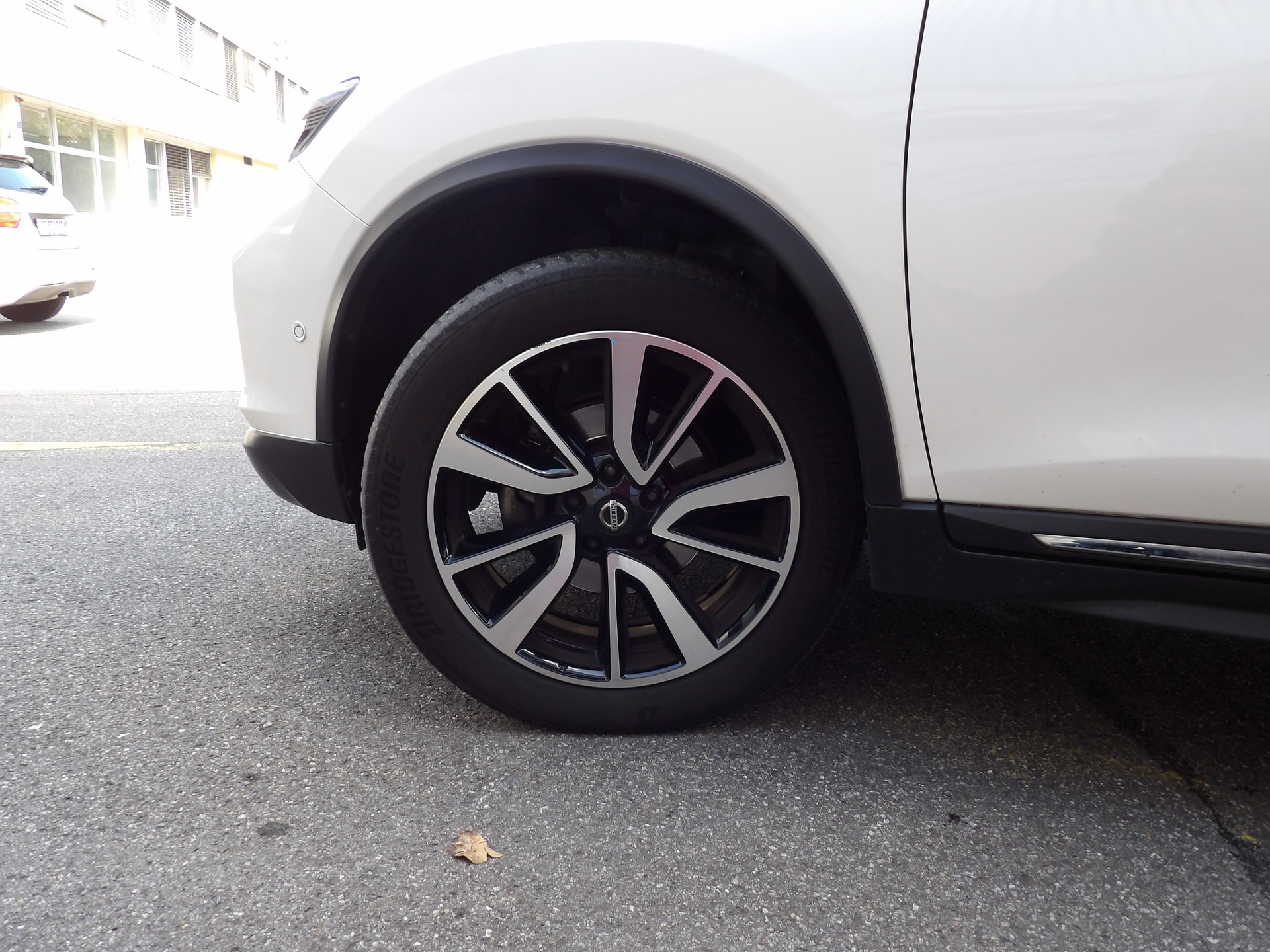 NISSAN X-Trail 1.3 DIG-T Tekna DCT-showroom-element-3