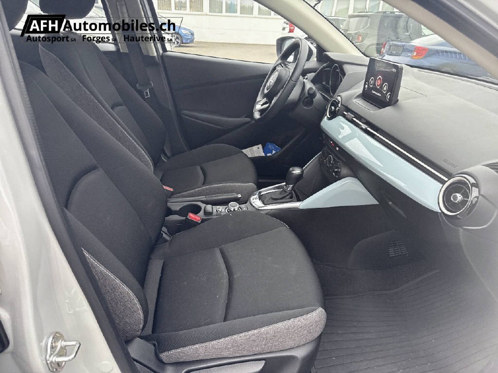 MAZDA 2 1.5 90 Center-Line-image-8