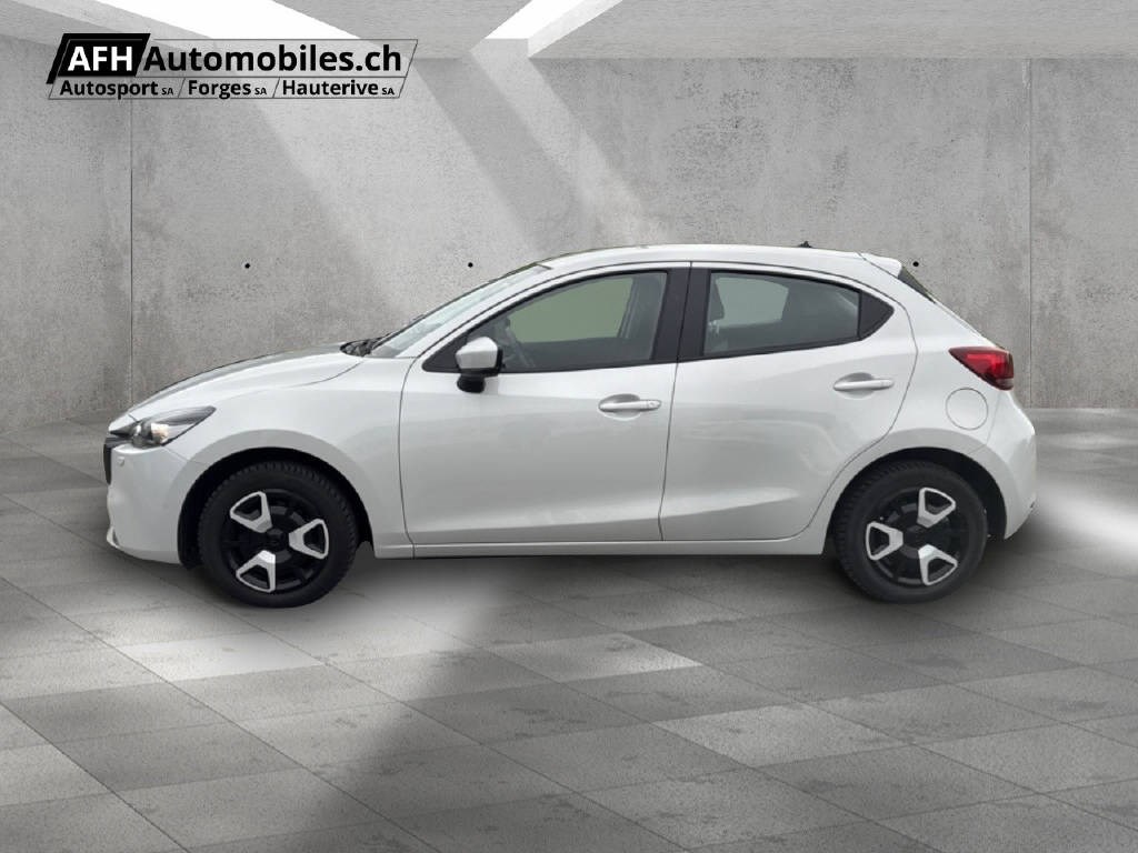 MAZDA 2 1.5 90 Center-Line-showroom-element-1
