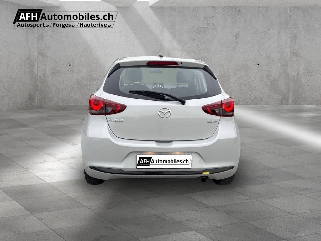 MAZDA 2 1.5 90 Center-Line-showroom-element-3