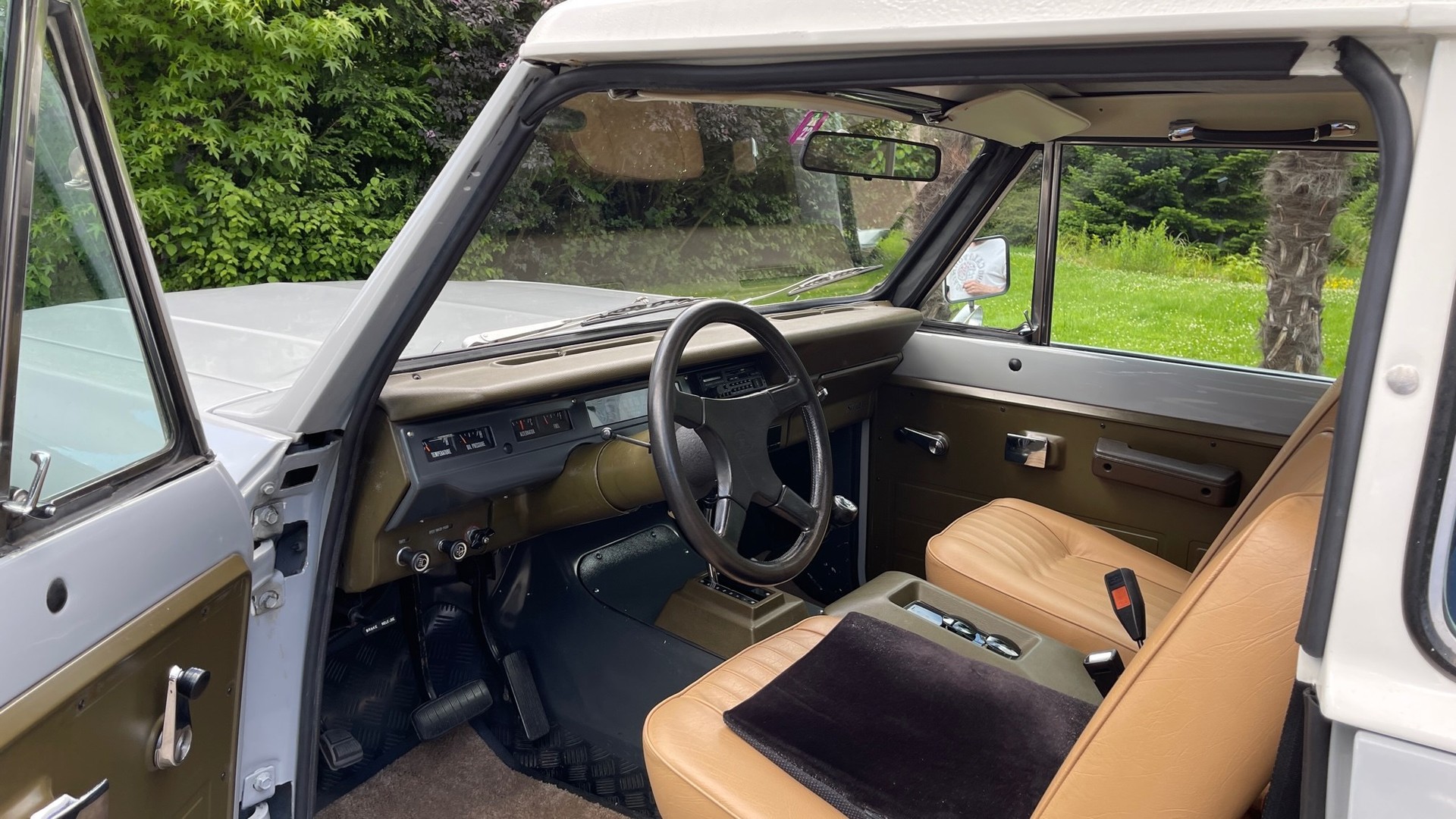 INTERNATIONAL Scout II-image-3