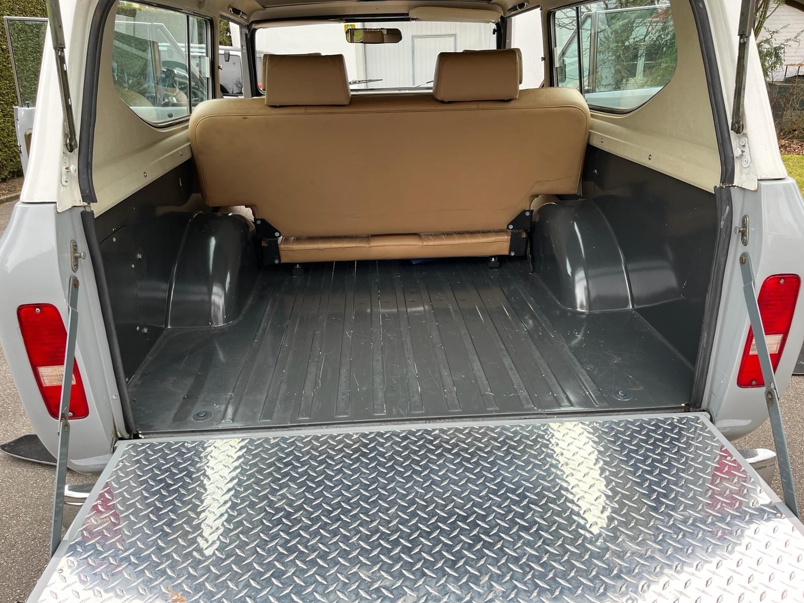 INTERNATIONAL Scout II-image-9