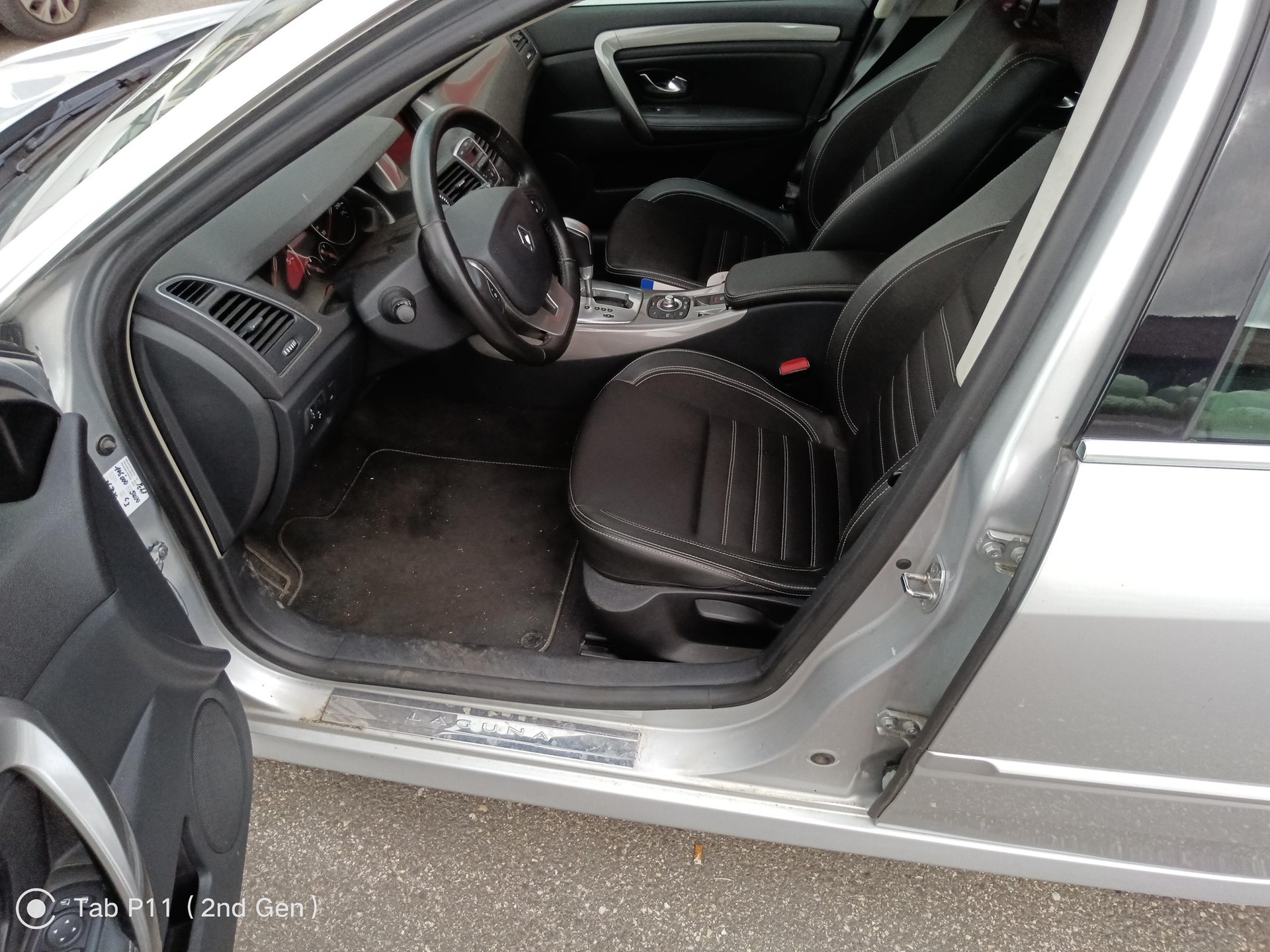 RENAULT Laguna Grandtour 2.0 dCi 173 Dynamique AF-image-7