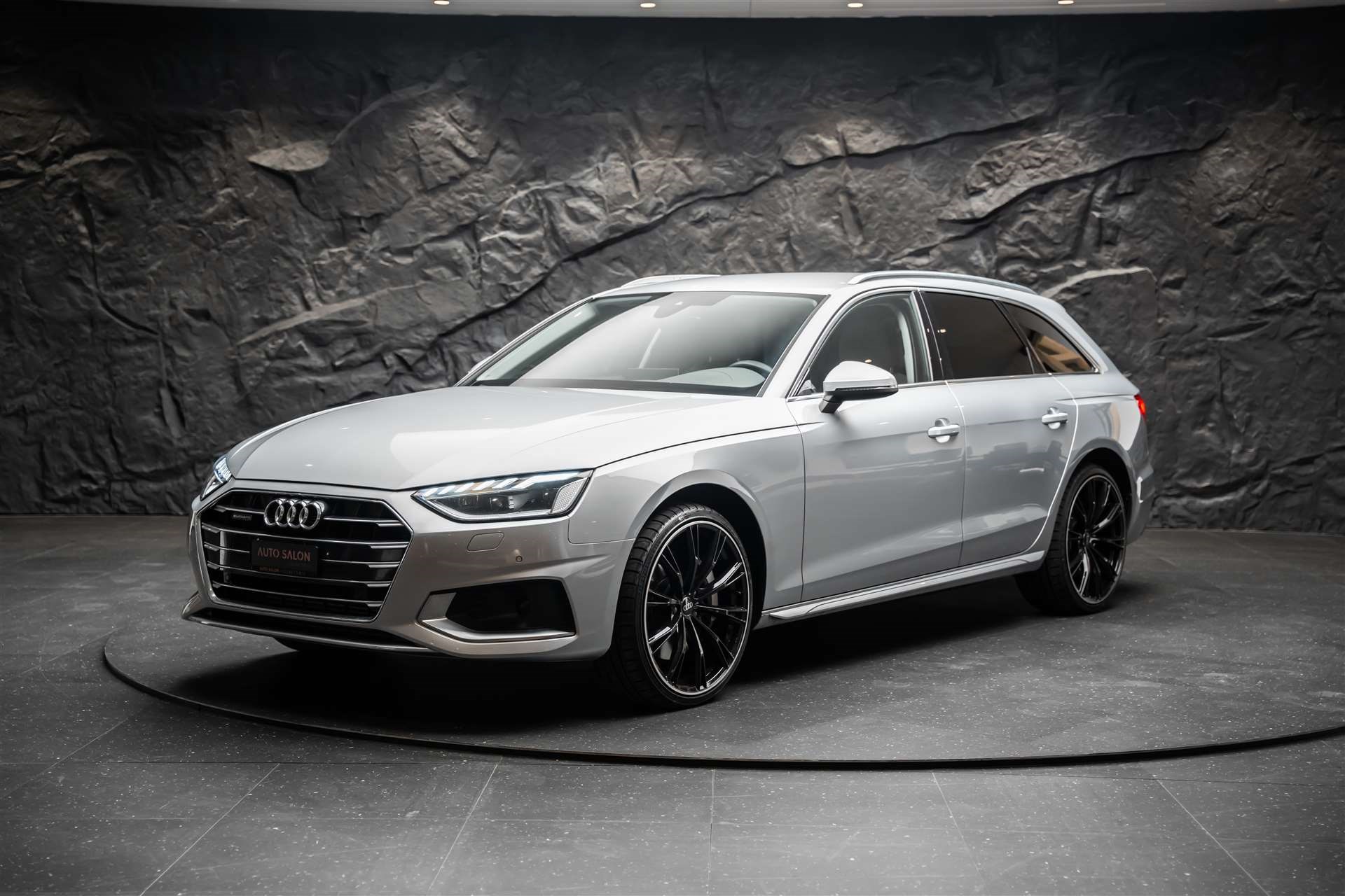AUDI A4 Avant 50 TDI advanced quattro tiptronic *Leder/Alcantara*Fahrassistenz-Paket*Ahk*-image-0