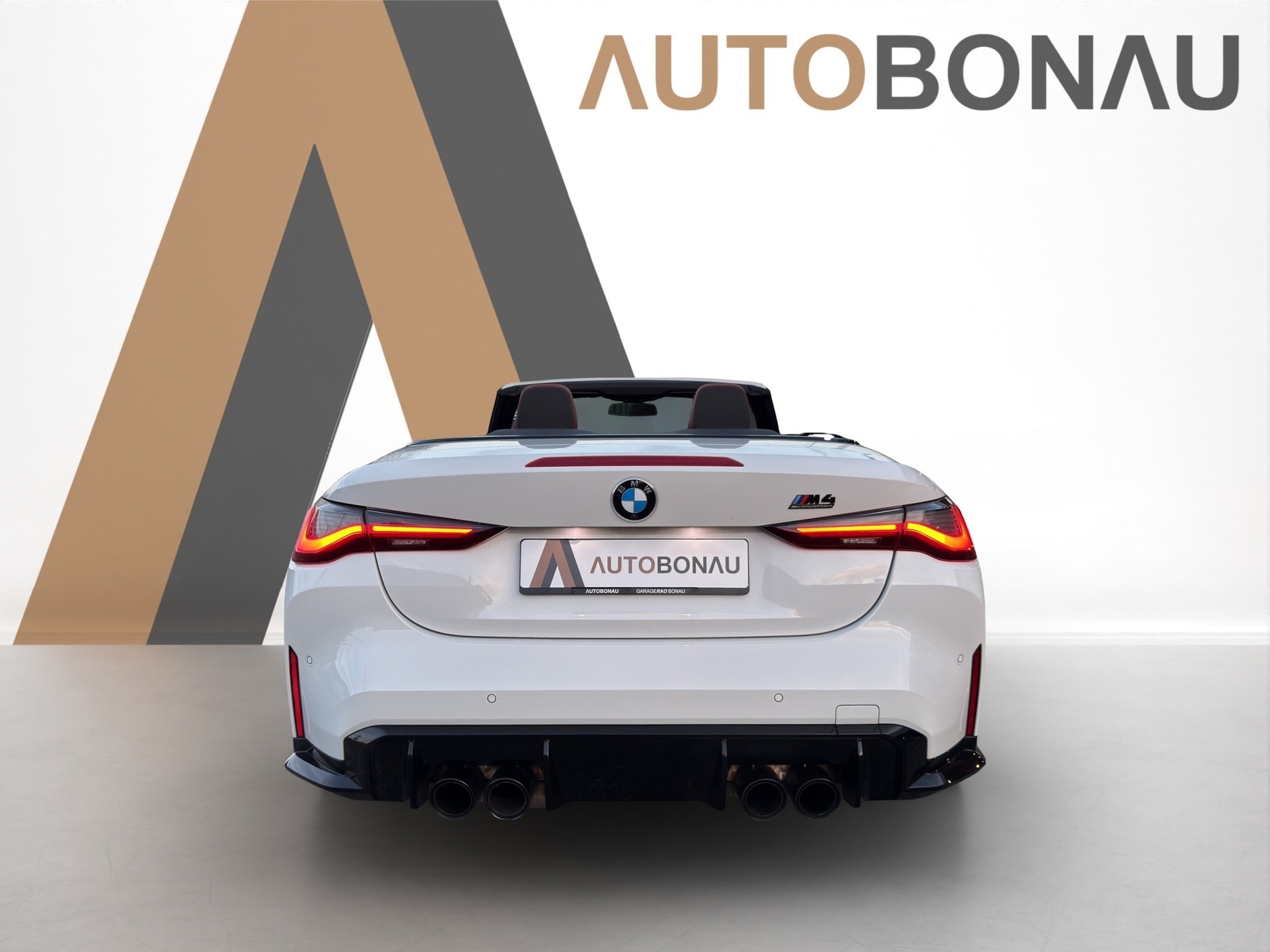 BMW M4 Competition xDrive Cabrio Merino-showroom-element-3