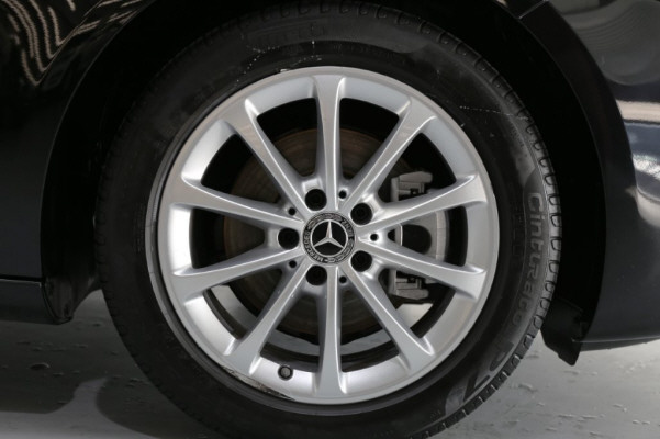 Image MERCEDES-BENZ A-200 A 200 Progressive