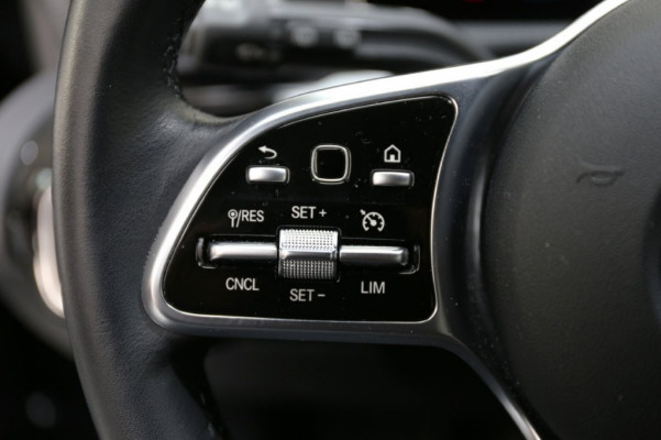 Image MERCEDES-BENZ A-200 A 200 Progressive