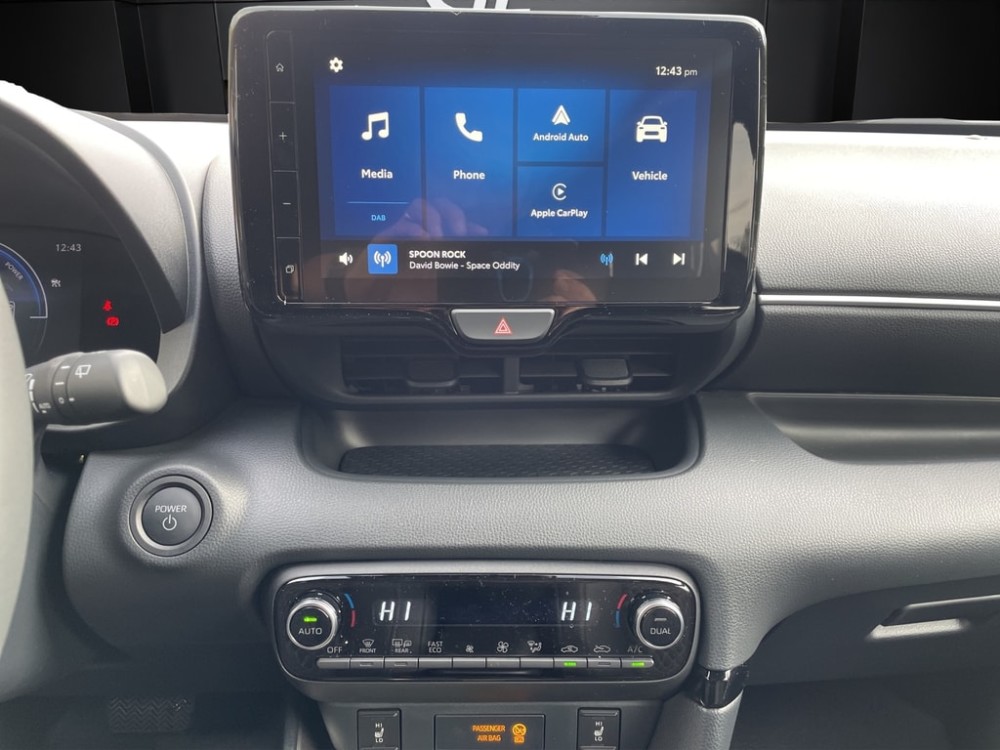 MAZDA 2 Hybrid Homura-image-10