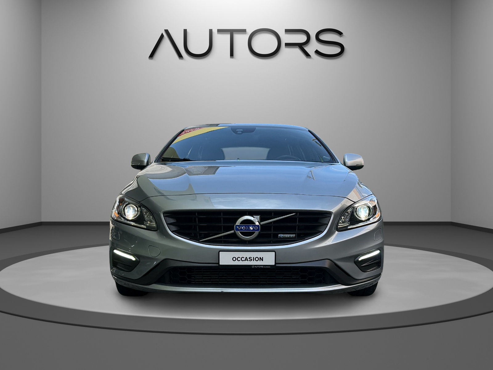 VOLVO V60 D4 AWD Kinetic R-Design Geartronic-showroom-element-1