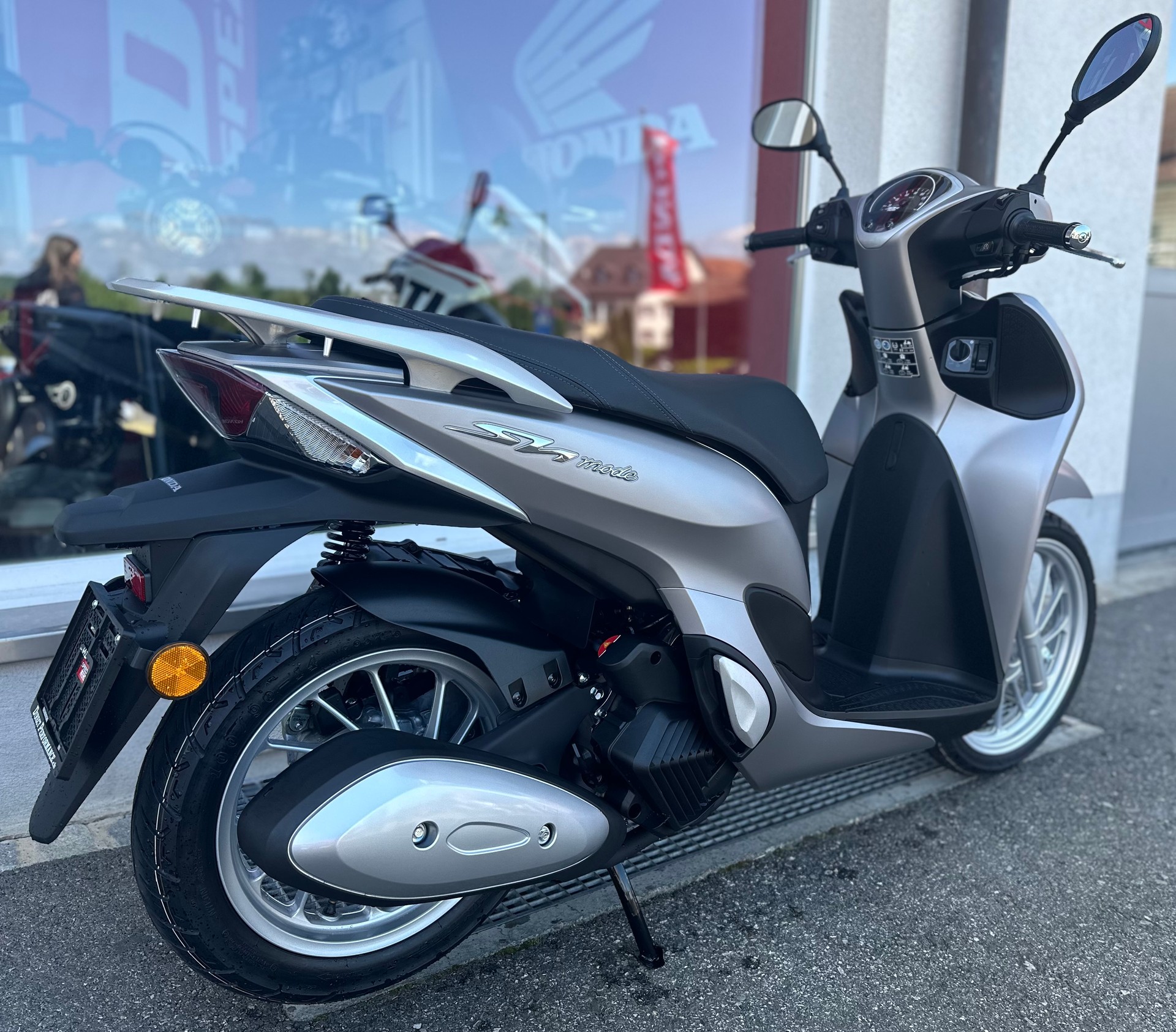 Honda Sh Yamaha Xenter Opinioni Sh125 2020 Yamaha Sh 125 Honda