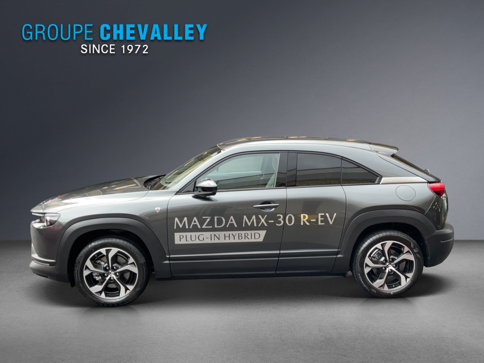 MAZDA MX-30 PHEV e-Skyactiv R-EV 170 Makoto-showroom-element-2