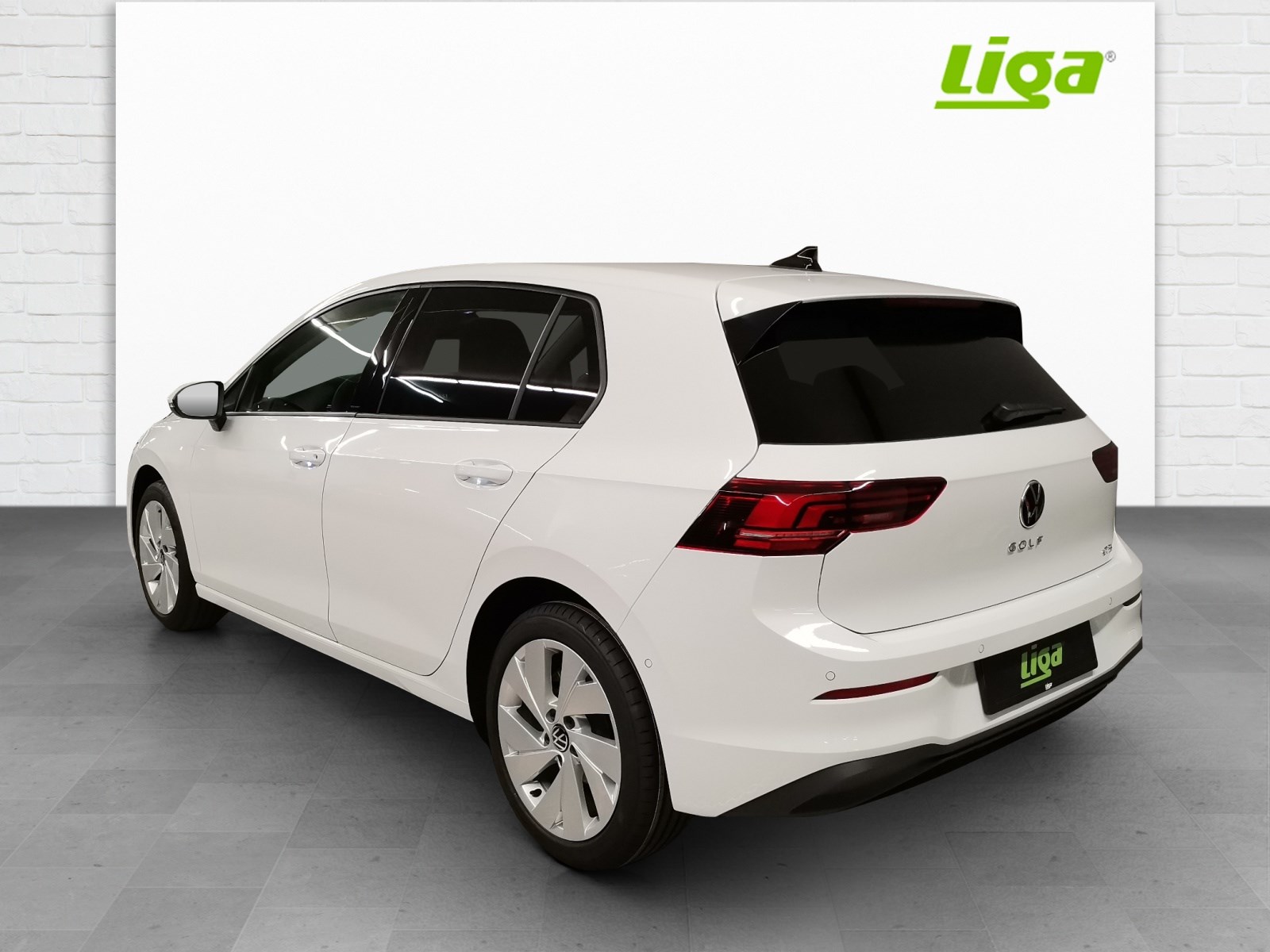 VW Golf VIII 1.5 eTSI United DSG-showroom-element-3