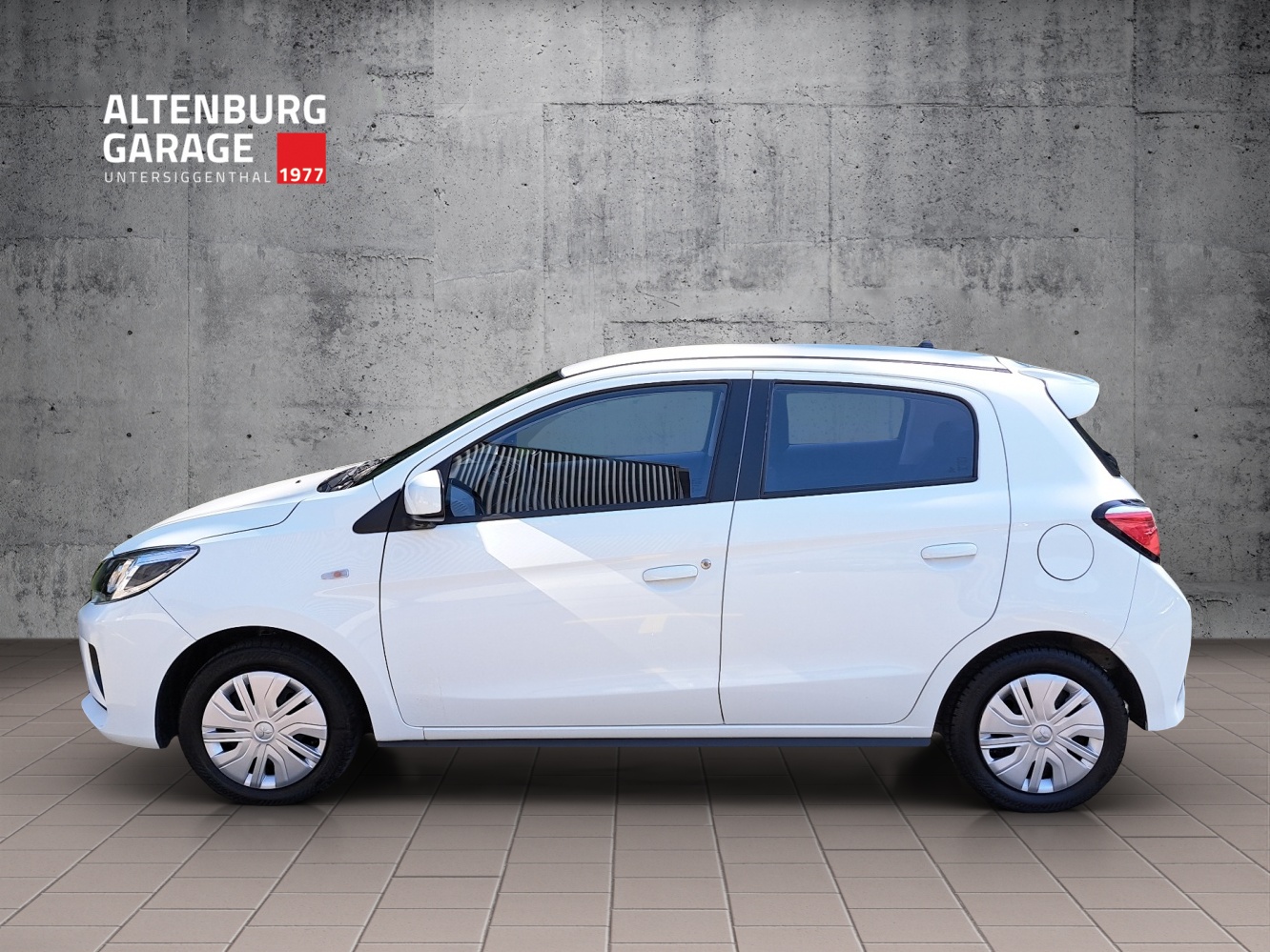 MITSUBISHI Space Star 1.2 MIVEC Inform-showroom-element-1