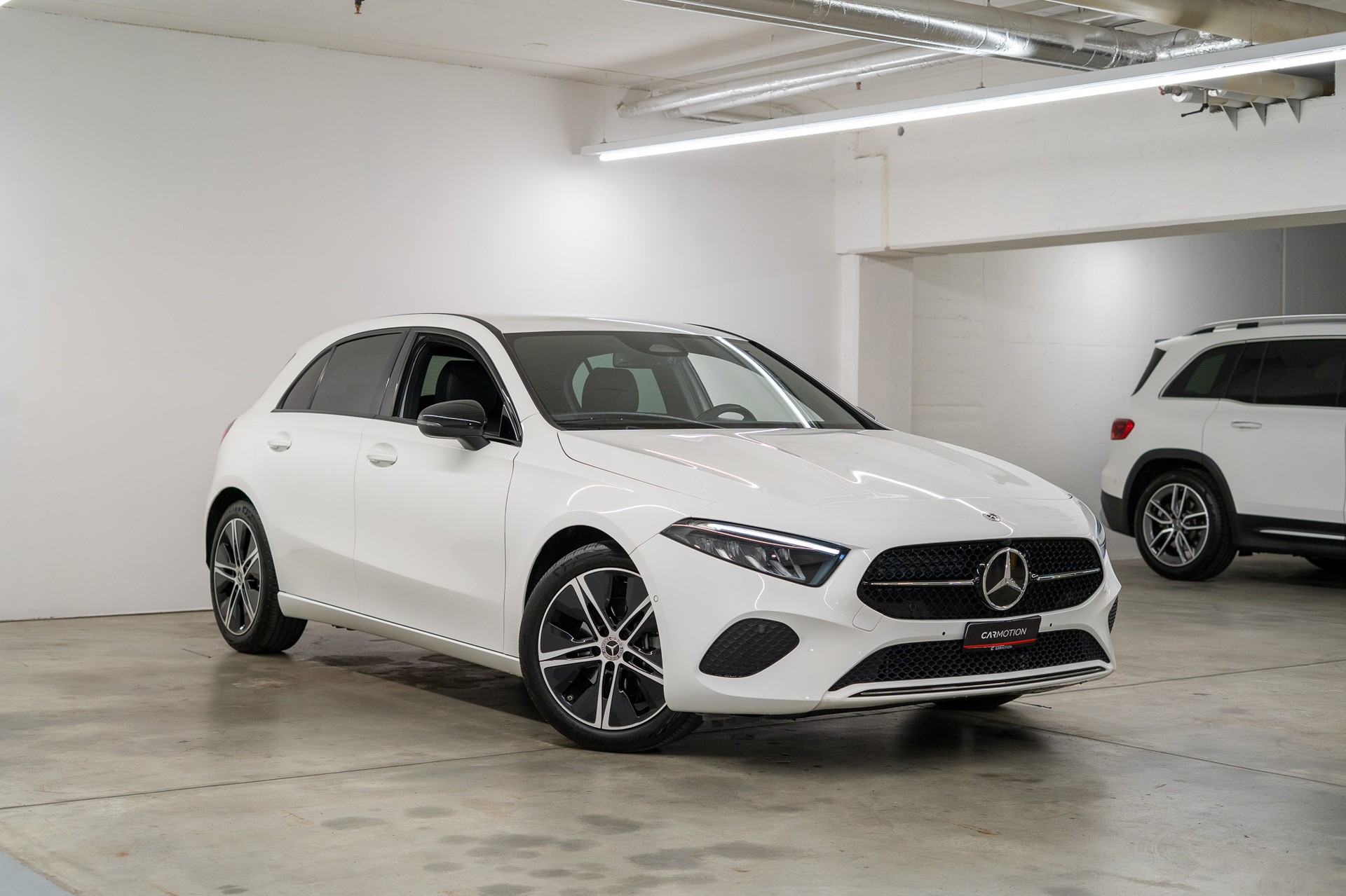 MERCEDES-BENZ A 180 Progressive-showroom-element-2