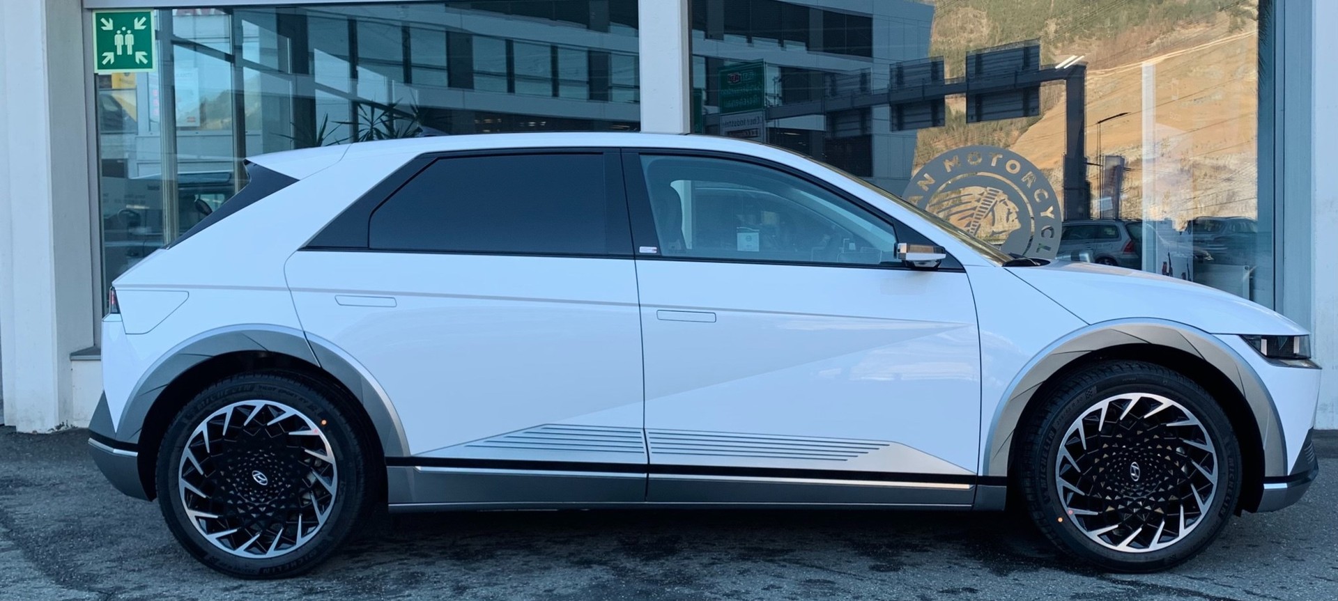 HYUNDAI Ioniq 5 77kWh ** CH-Fahrzeug mit Kameraspiegel **Vertex 4WD-showroom-element-2