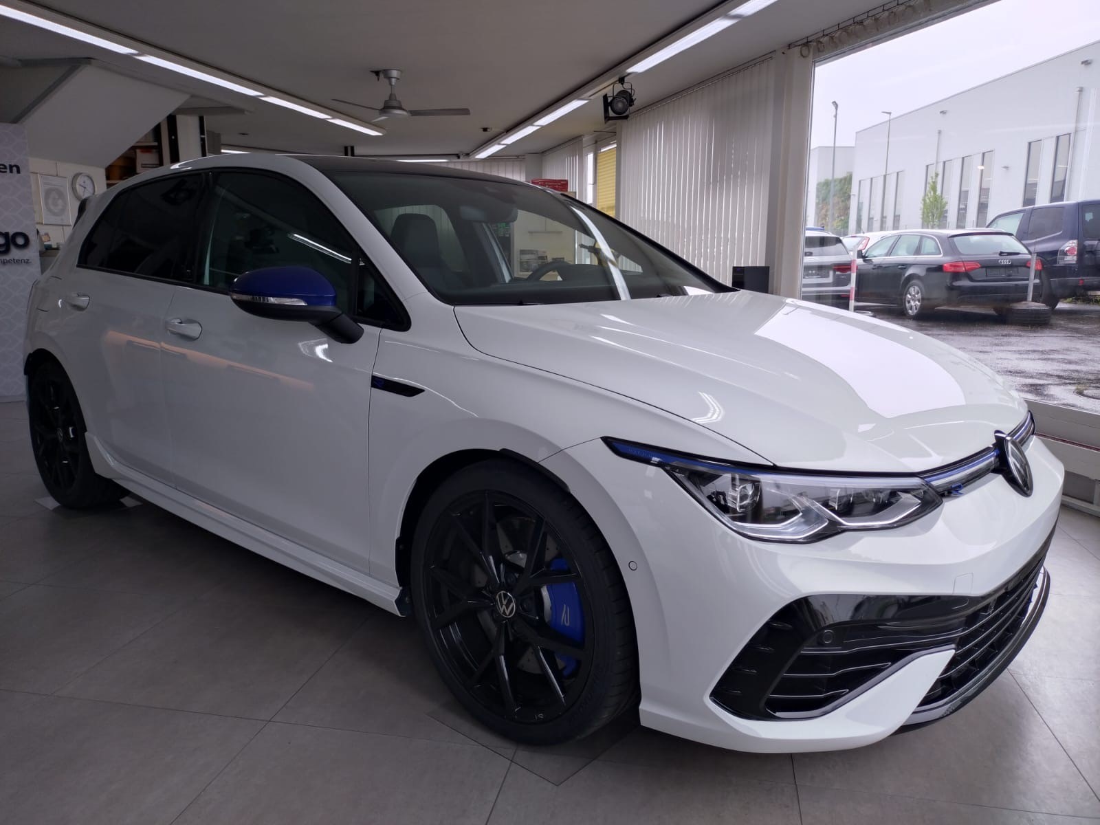 VW Golf 2.0 TSI R DSG 4Motion R 20 Years