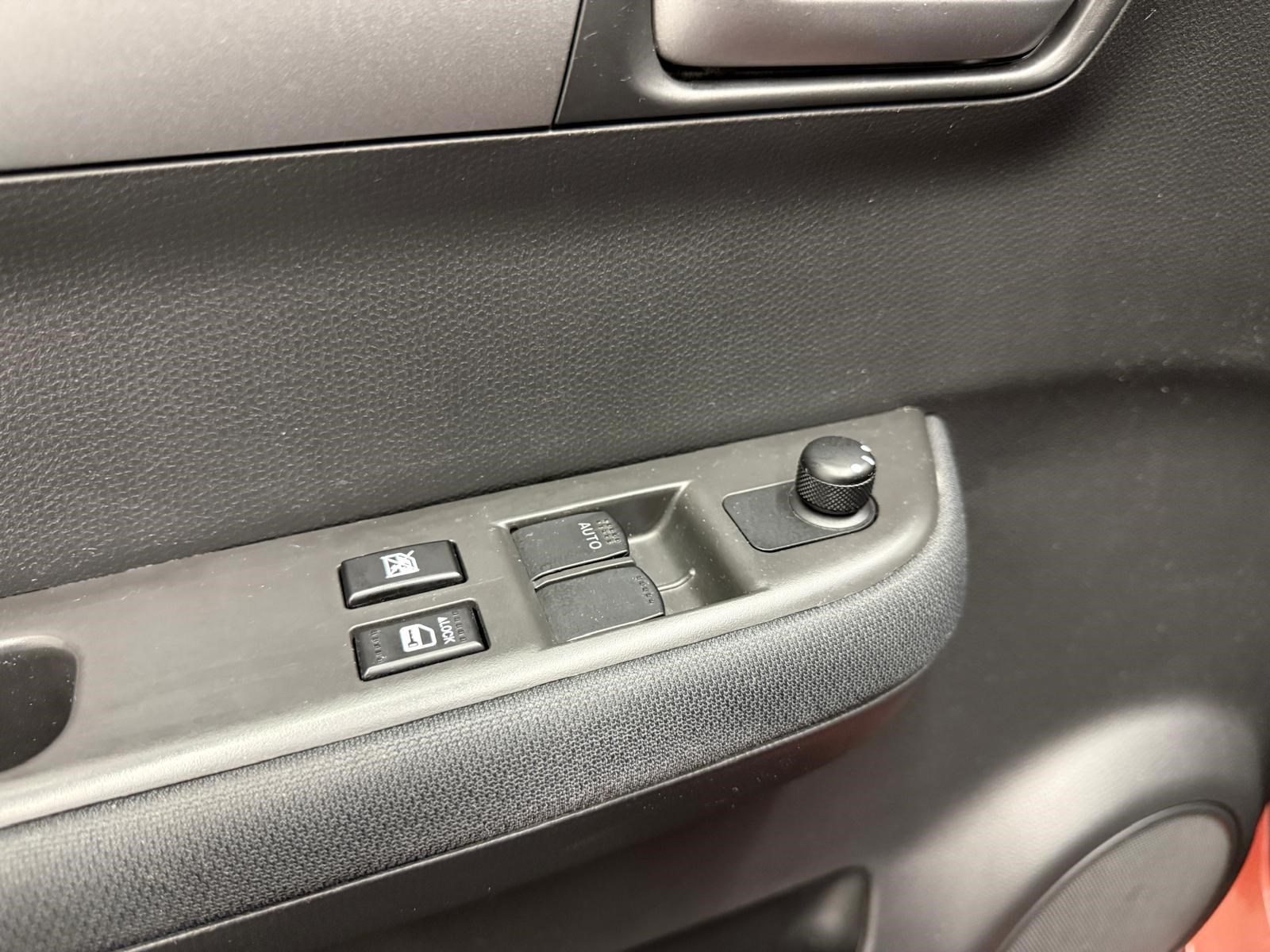 SUZUKI Swift 1.3 GL Top-image-11