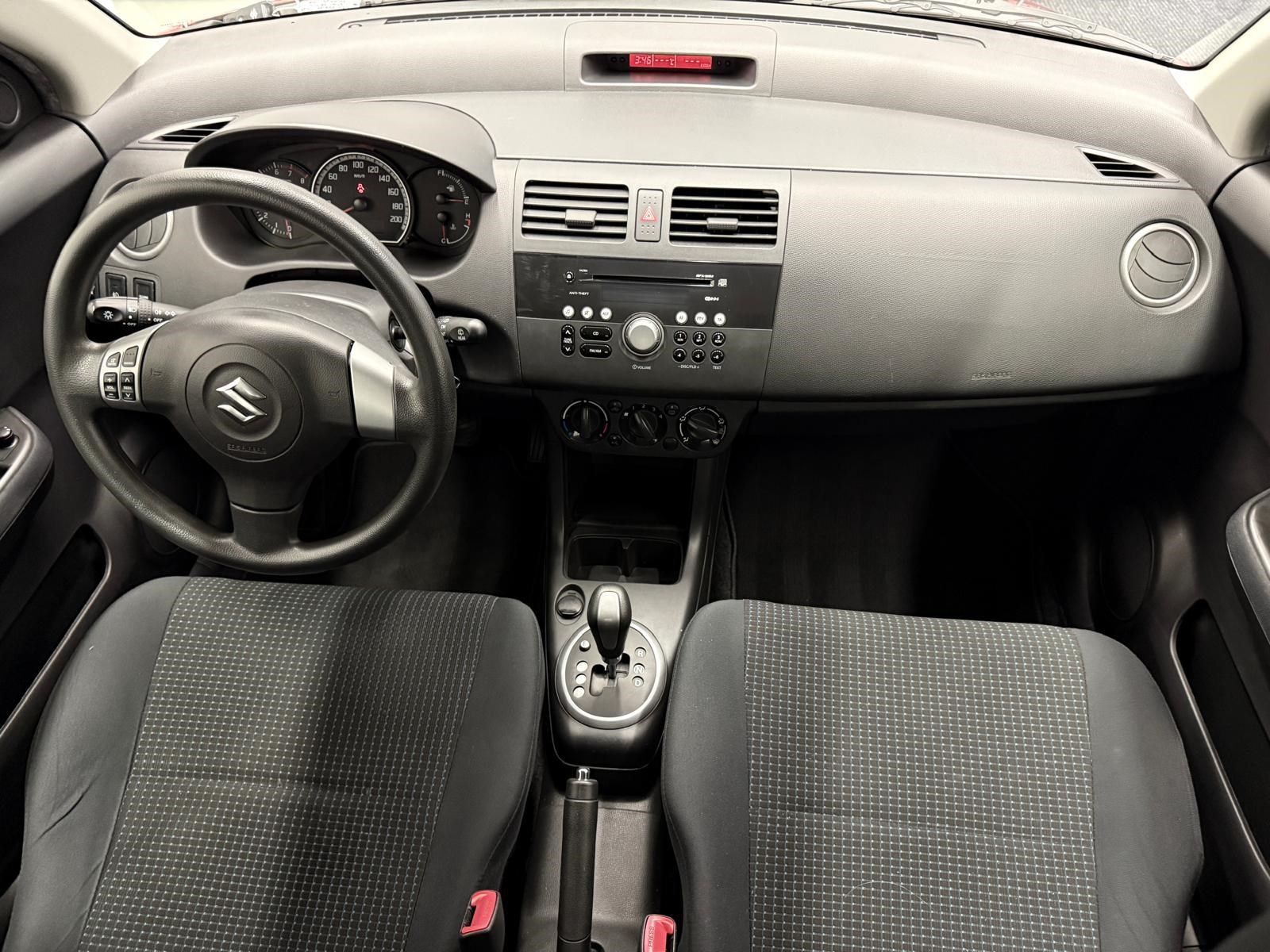SUZUKI Swift 1.3 GL Top-image-7