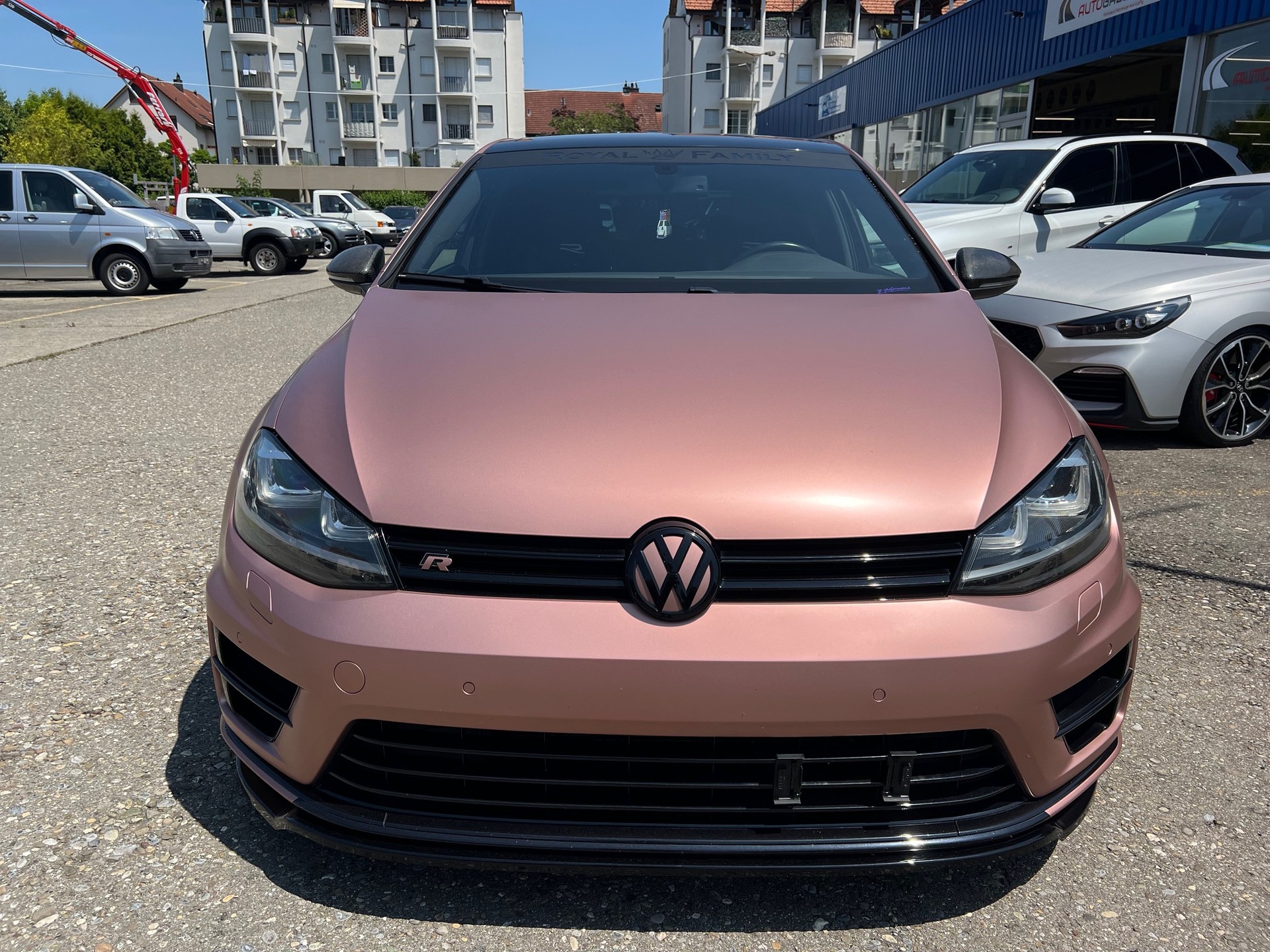 VW Golf 2.0 TSI R 4Motion DSG-showroom-element-1