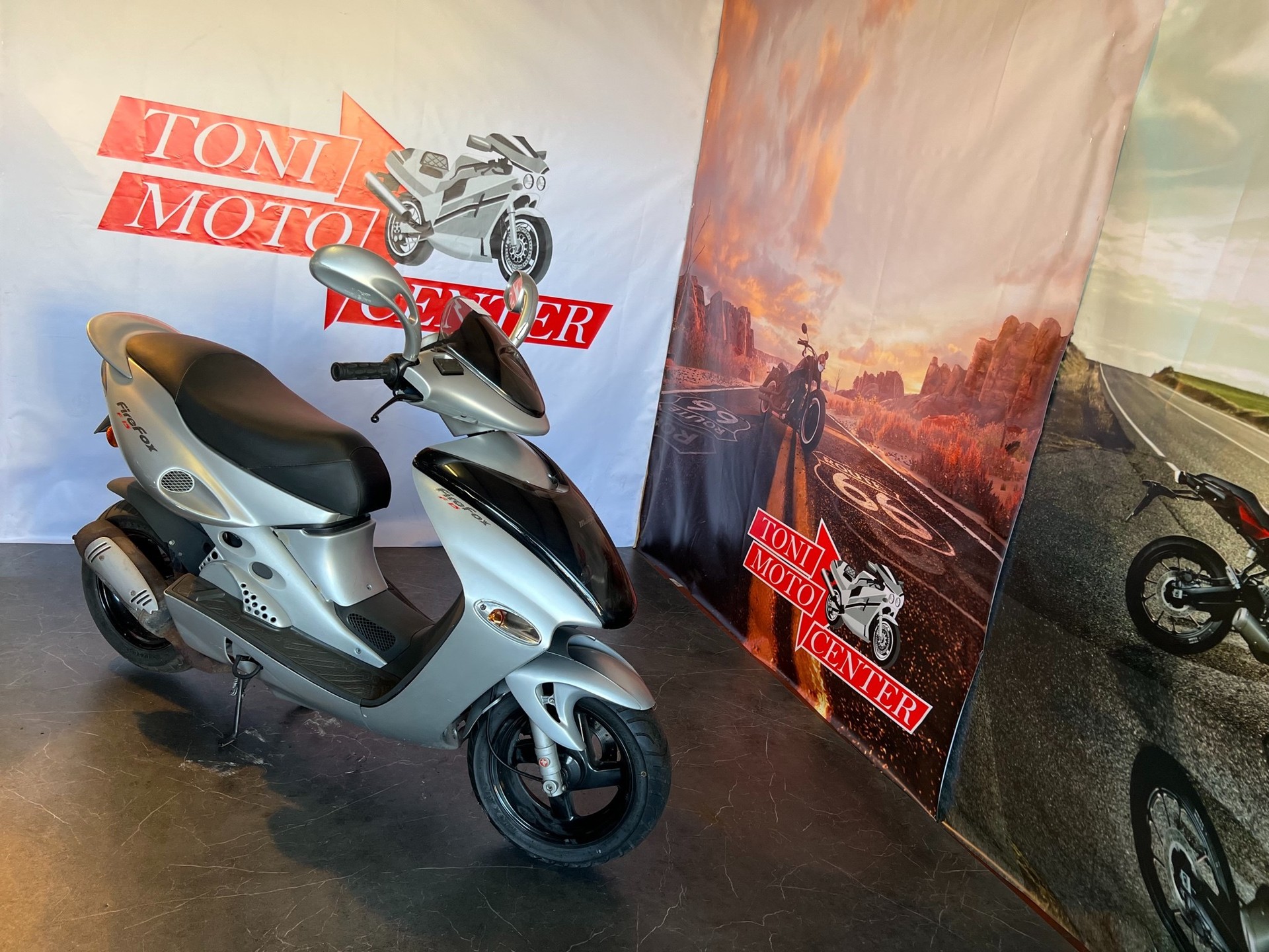 Malaguti Phantom Malaguti F15 Firefox Ducati Corse Ducati Scooter