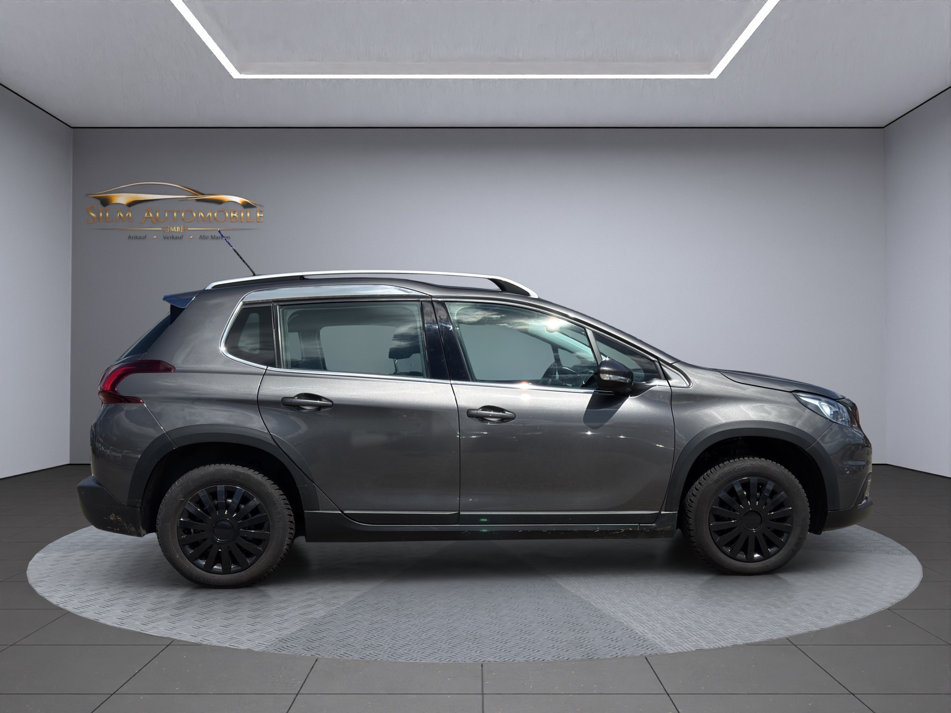 PEUGEOT 2008 1.2 PureTech Allure EAT6-showroom-element-3