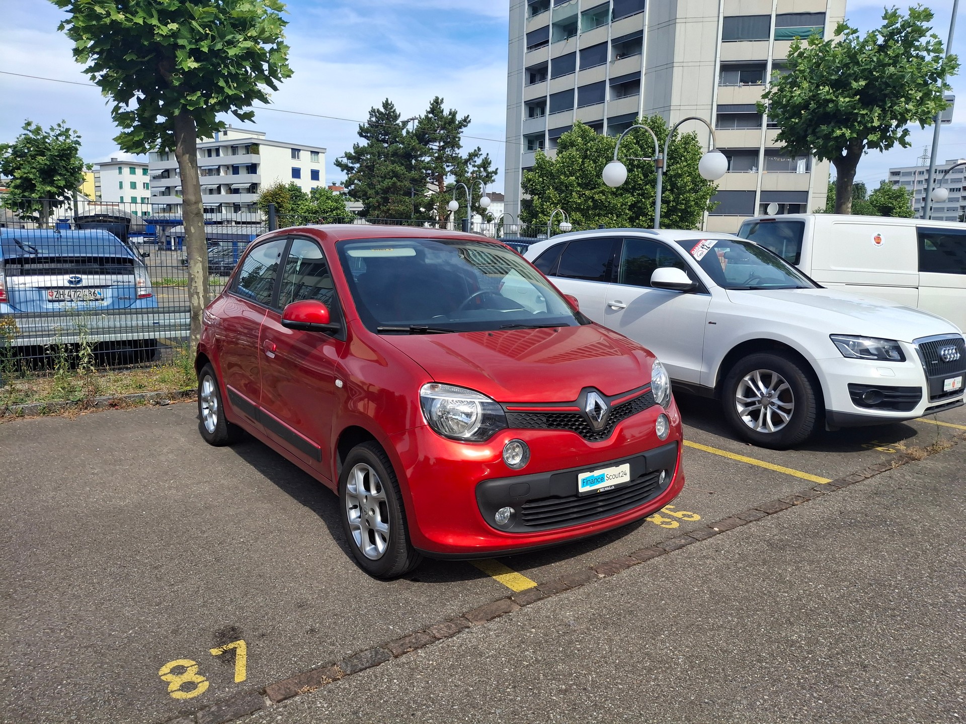 RENAULT Twingo 1.0 Intens-showroom-element-1