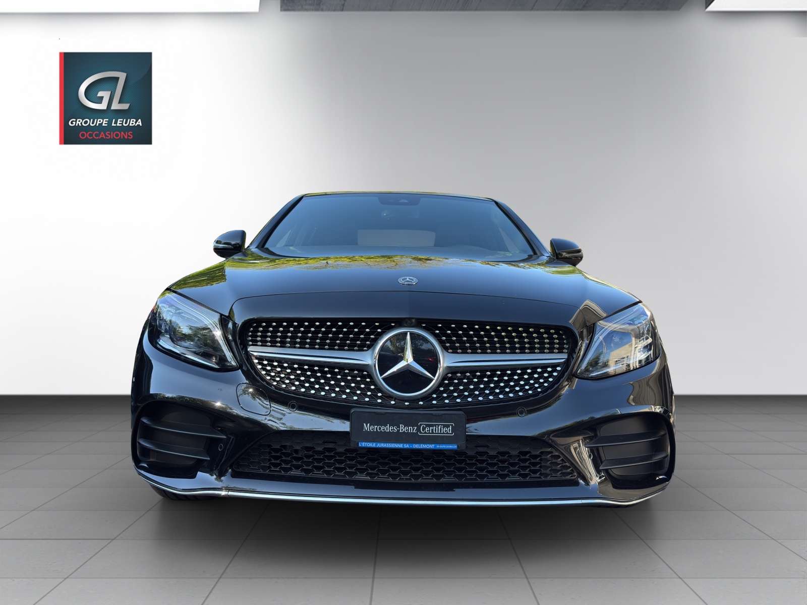 MERCEDES-BENZ C 200 4Matic AMG Line-showroom-element-1