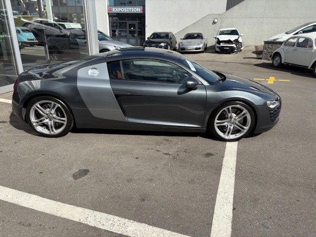 AUDI R8 Coupé 4.2 FSI V8 quattro R tronic-showroom-element-2