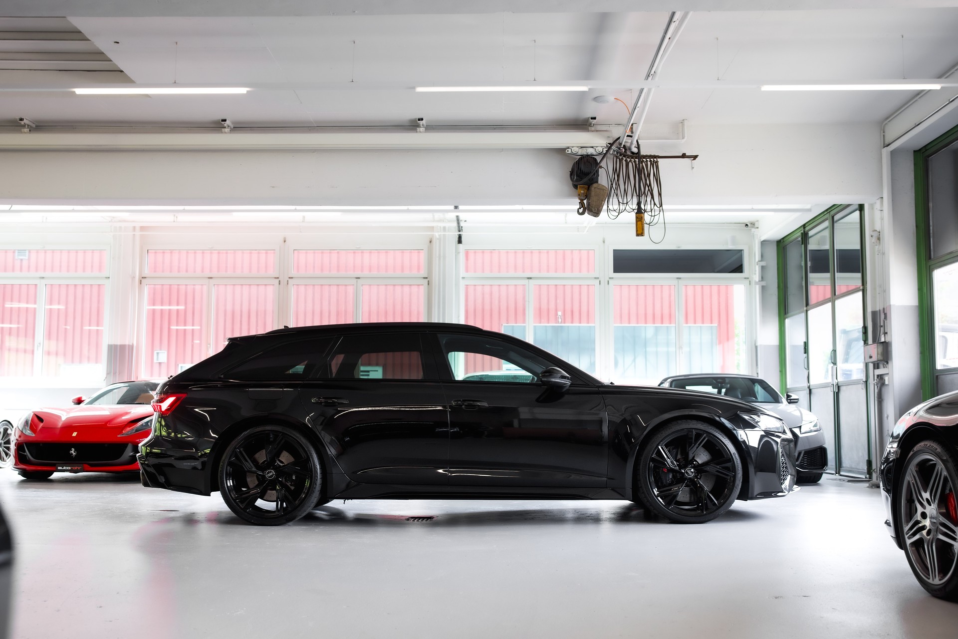 AUDI RS6 Avant 4.0 TFSI V8 quattro Akrapovic-showroom-element-3