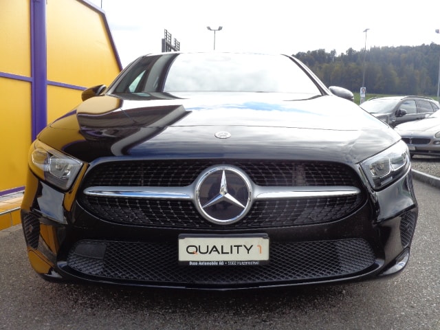 MERCEDES-BENZ A 180 Progressive 7G-DCT-showroom-element-2