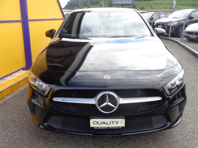 MERCEDES-BENZ A 180 Progressive 7G-DCT-showroom-element-1