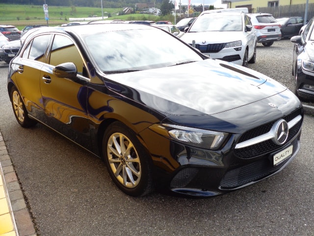 MERCEDES-BENZ A 180 Progressive 7G-DCT-showroom-element-3