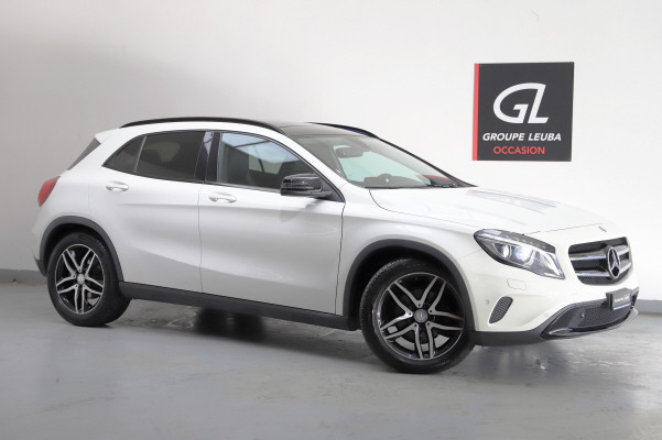 Photo MERCEDES-BENZ GLA-200 GLA 200 Night Star