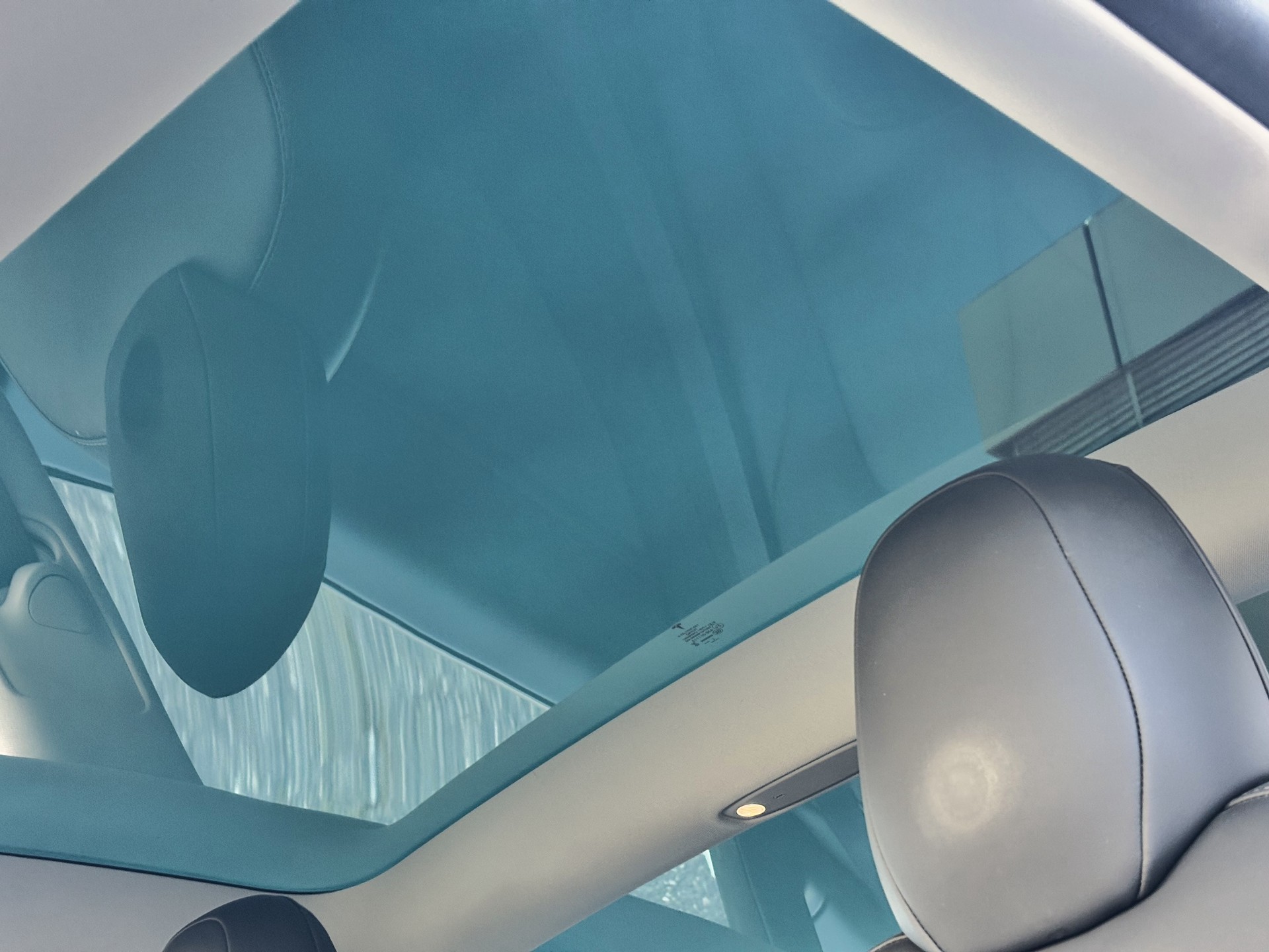 TESLA Model 3 Long Range Dual Motor AWD-image-15