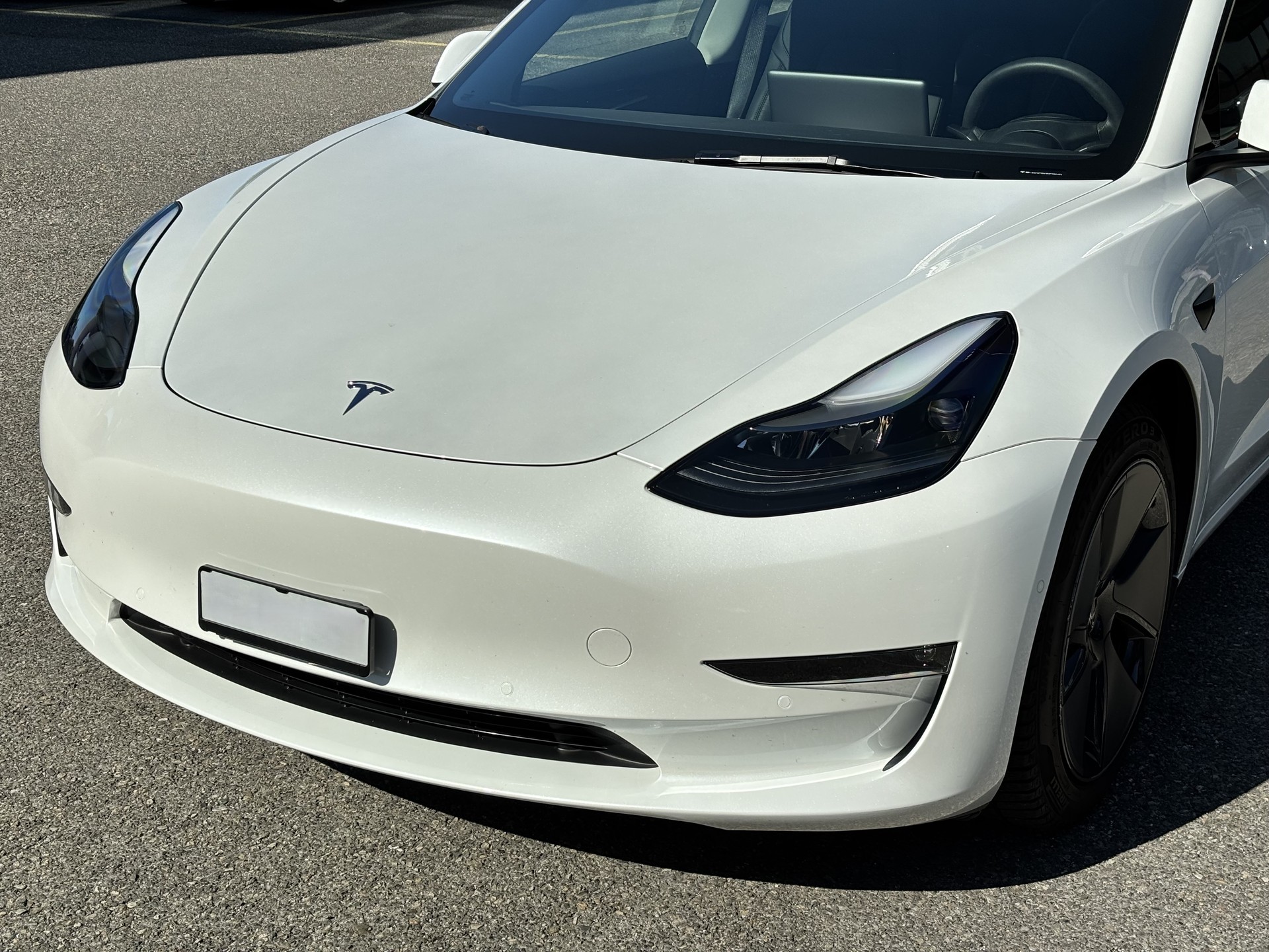 TESLA Model 3 Long Range Dual Motor AWD-showroom-element-1