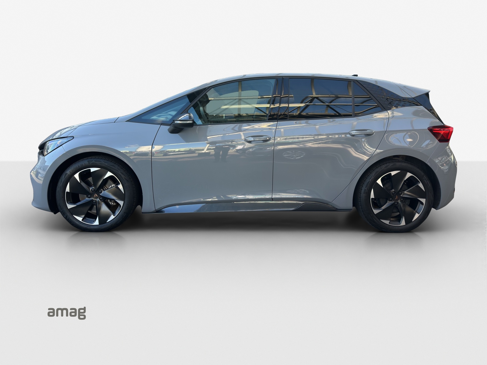 CUPRA Born 58 kWh e-Boost-showroom-element-1