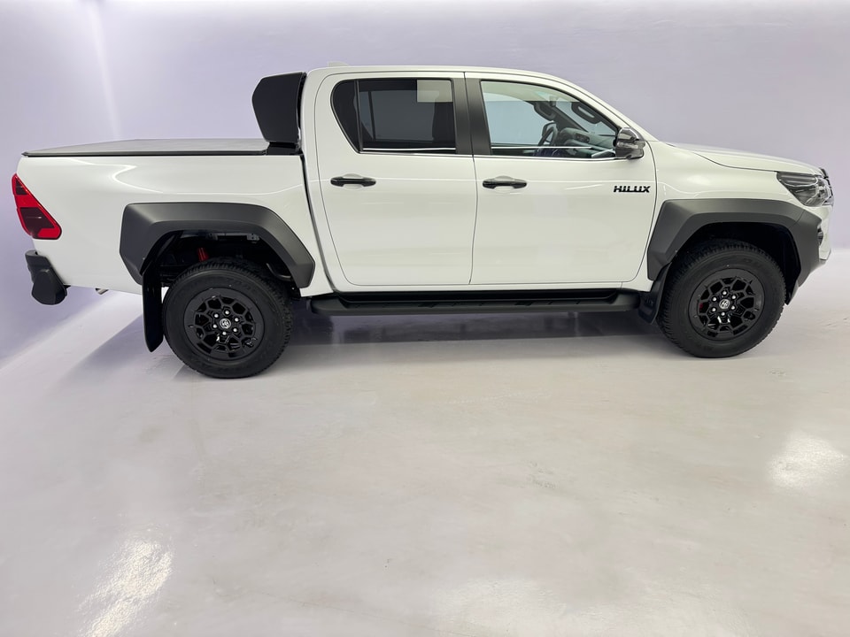 Hilux Double Cab 2.8 D 230 GR Sport II 4x4