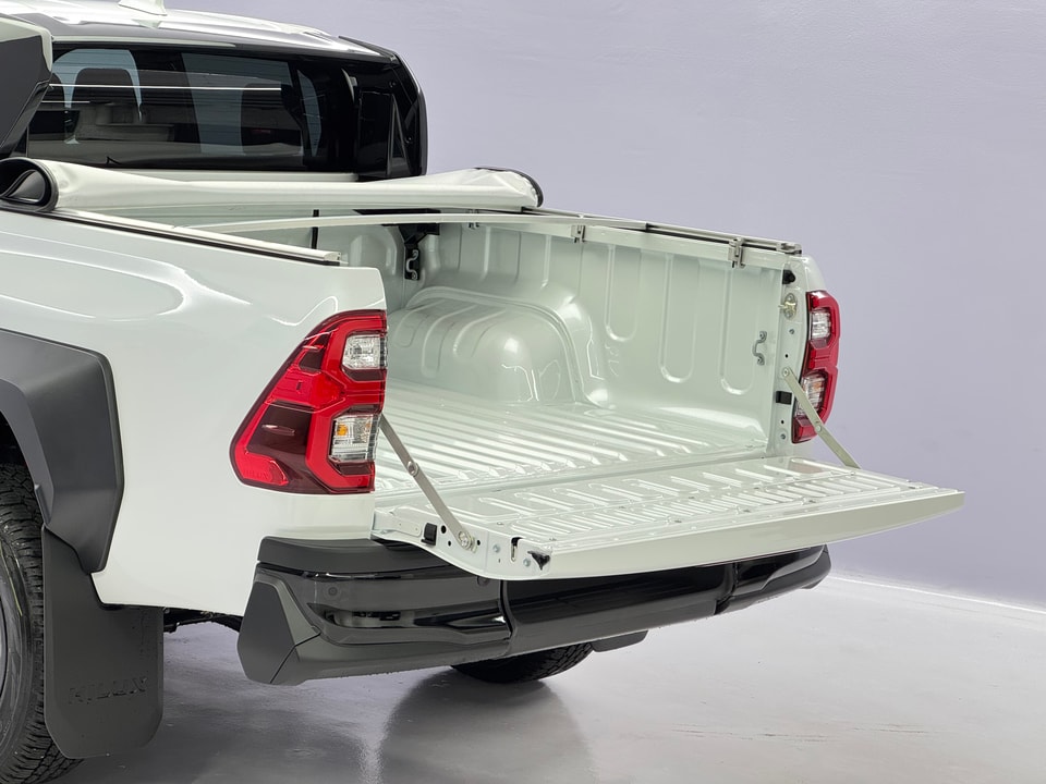 Hilux Double Cab 2.8 D 230 GR Sport II 4x4