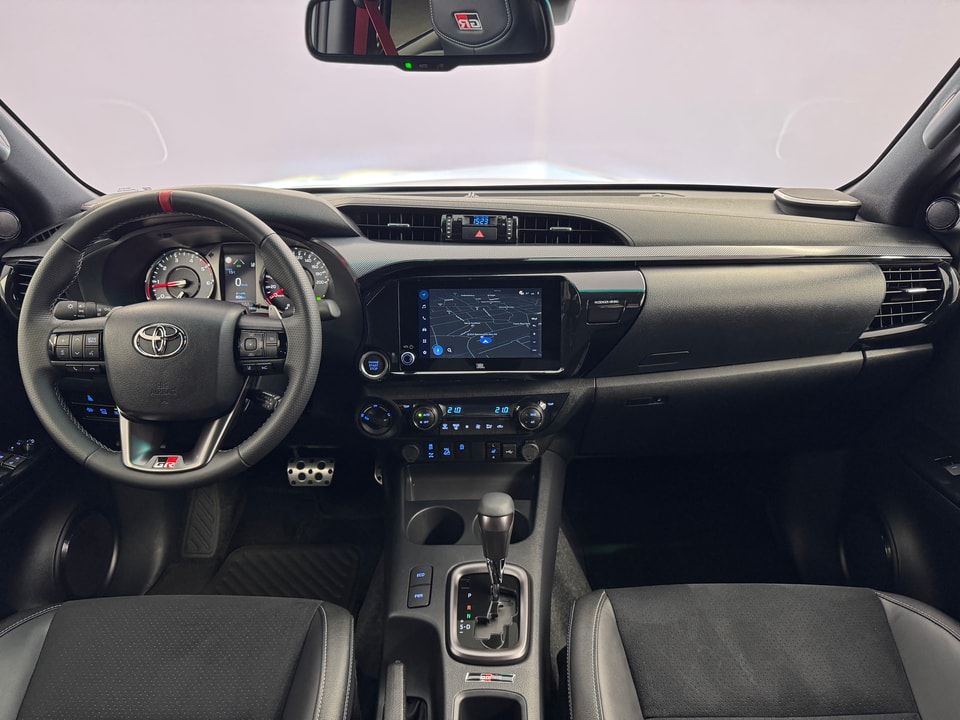 Hilux Double Cab 2.8 D 230 GR Sport II 4x4