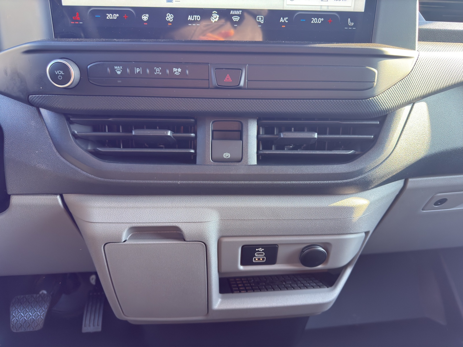 Image FORD TRANSIT-CUSTOM Transit Custom Van 320 L1H1 65kWh Trend