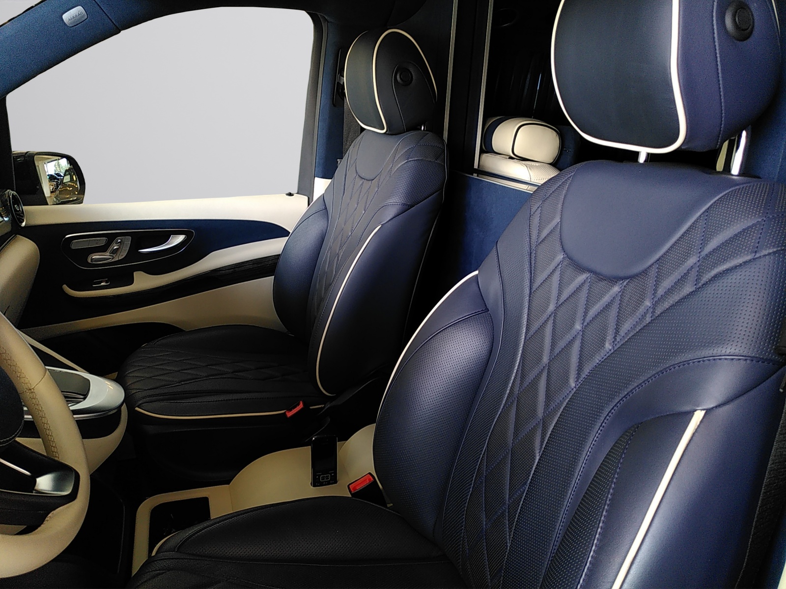 Image MERCEDES-BENZ V-300 V 300 d extralang 9G-Tronic