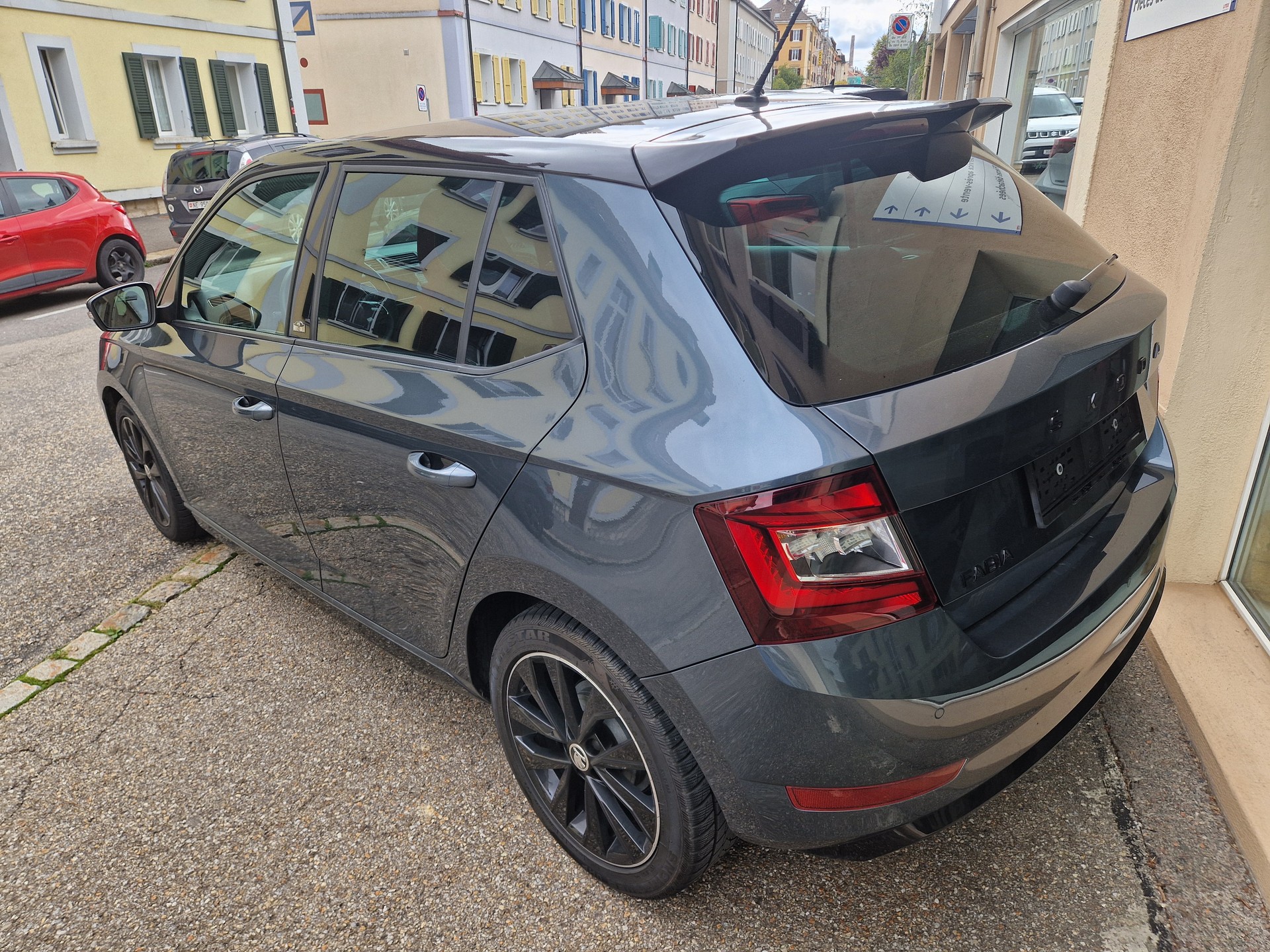 SKODA Fabia 1.0 TSI Monte Carlo-image-1