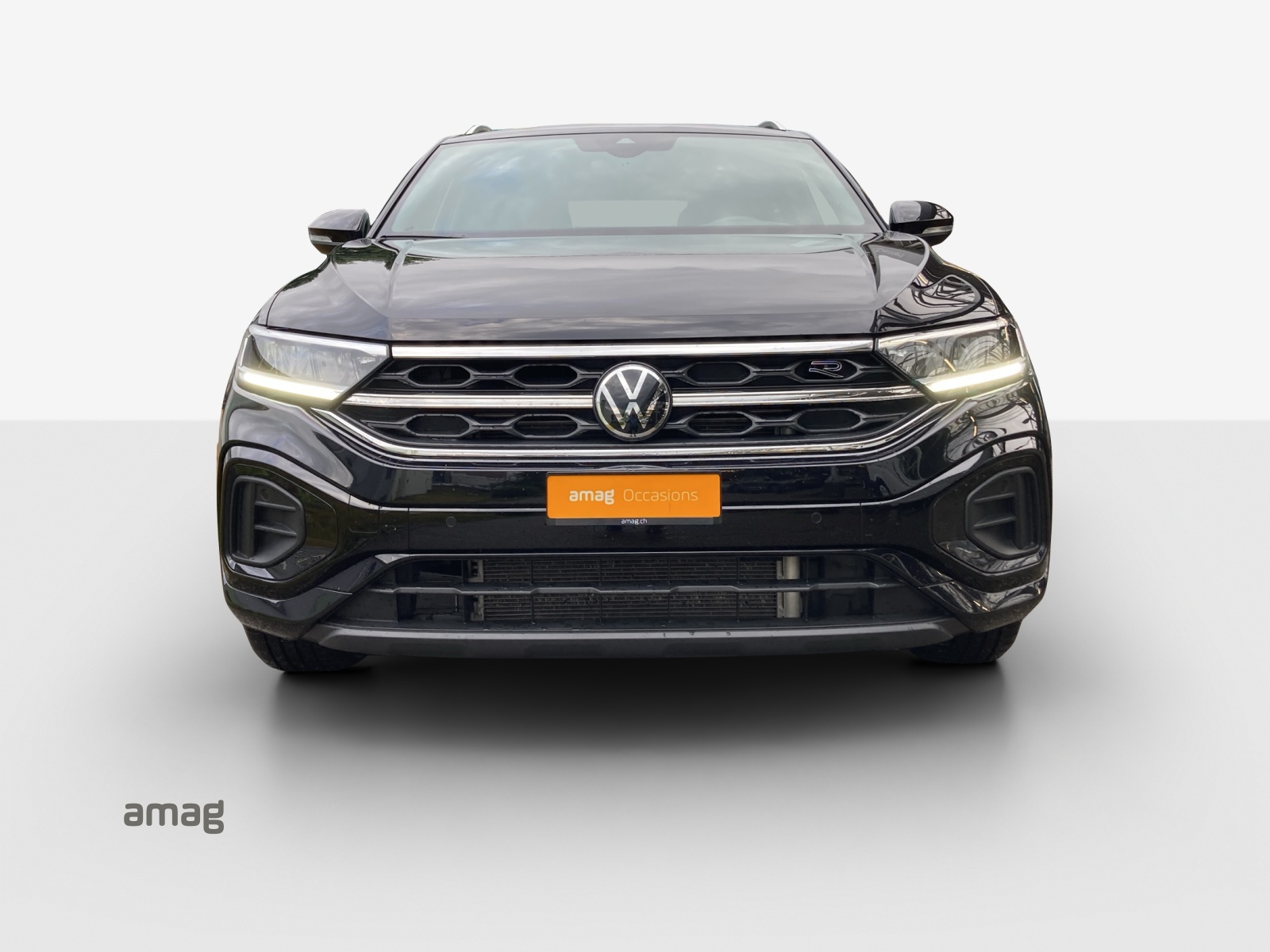 VW T-Roc 2.0 TSI R-Line DSG 4Motion-image-6